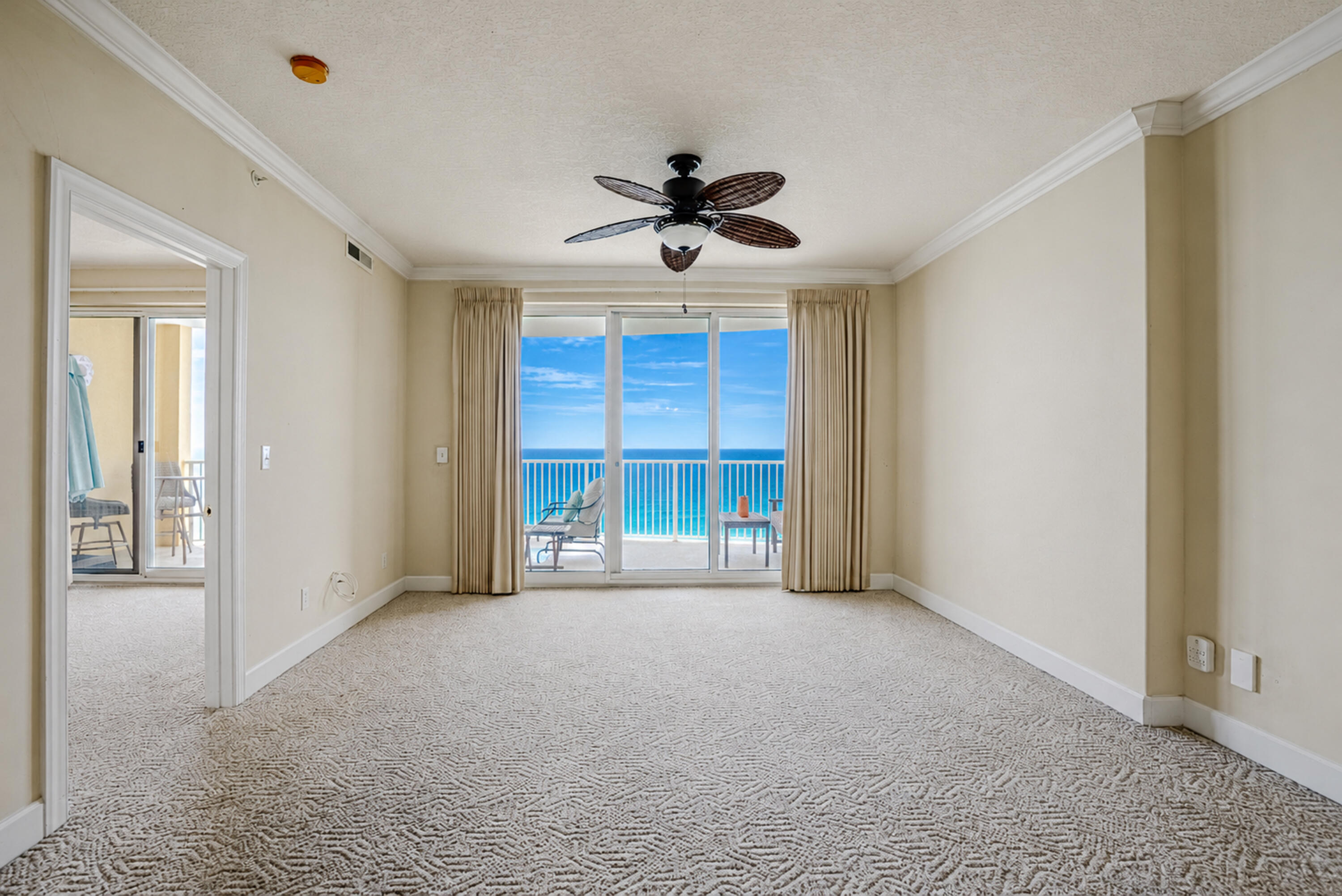 EMERALD ISLE - Residential
