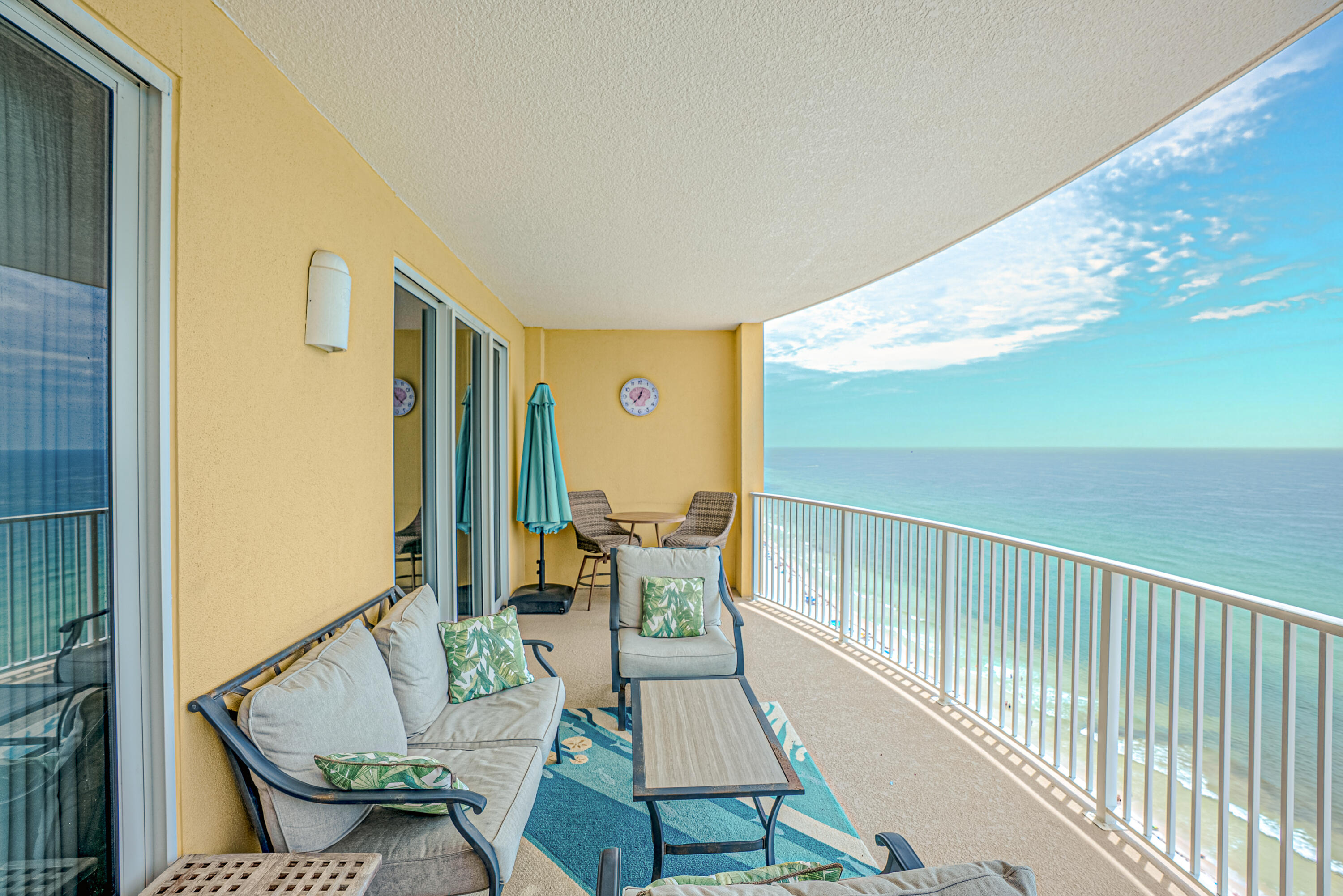 EMERALD ISLE - Residential
