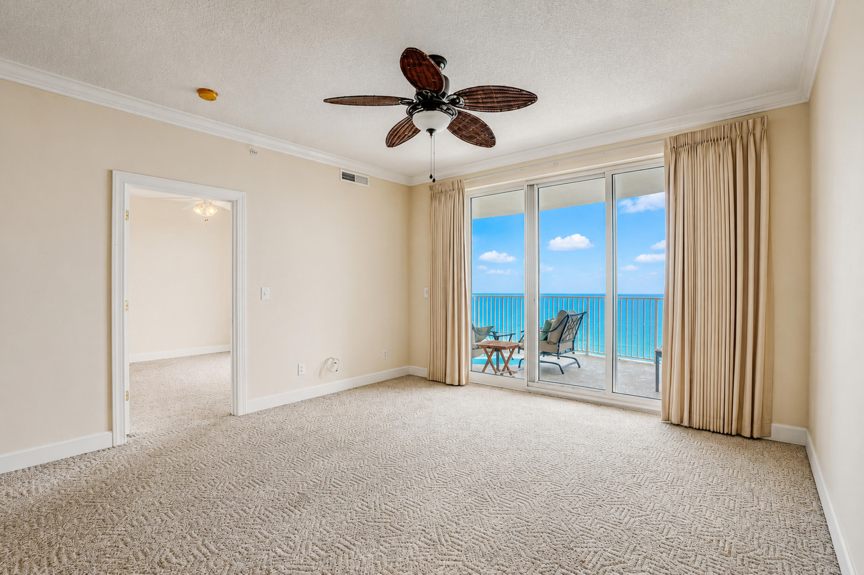 EMERALD ISLE - Residential