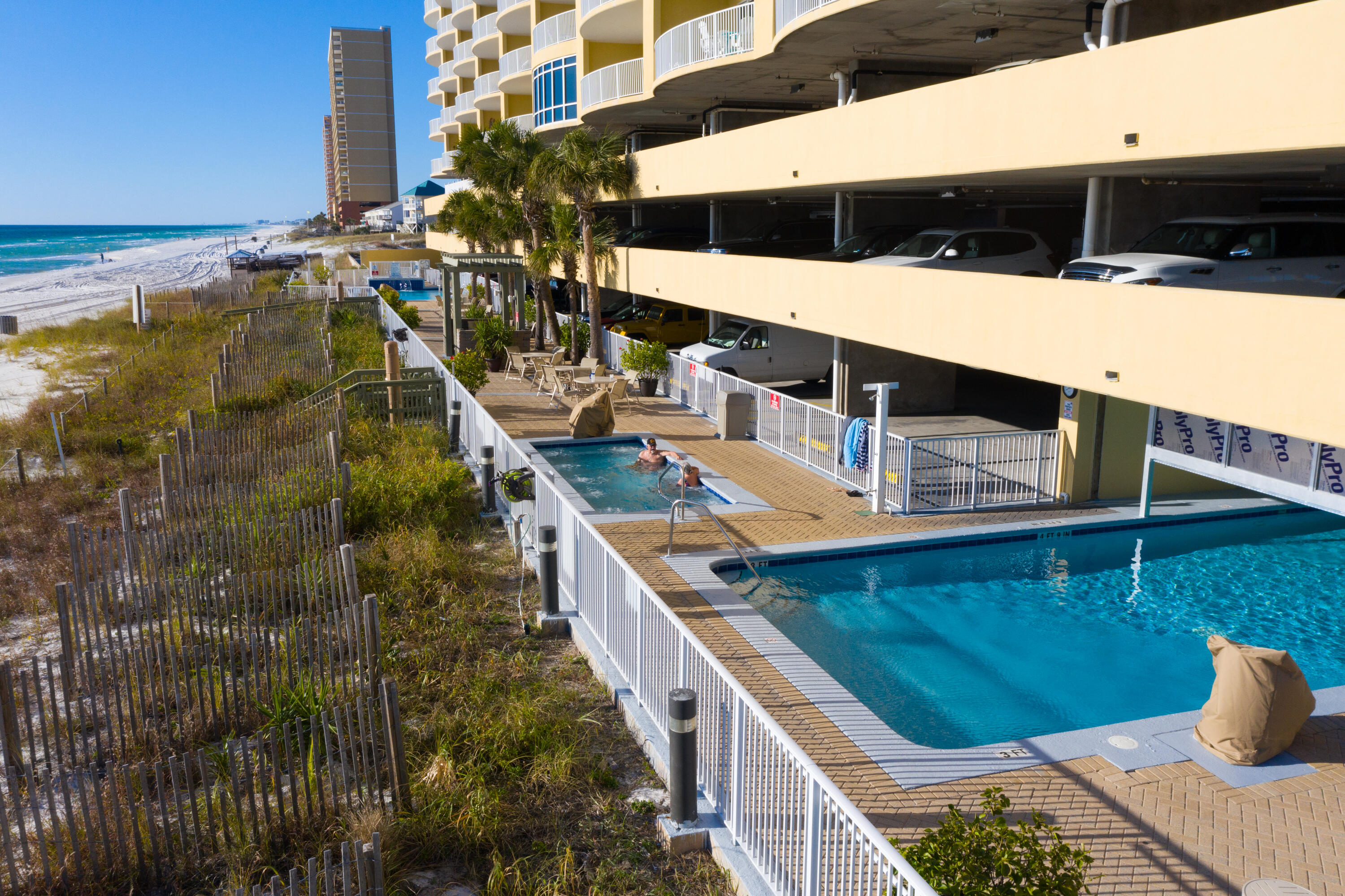 EMERALD ISLE - Residential