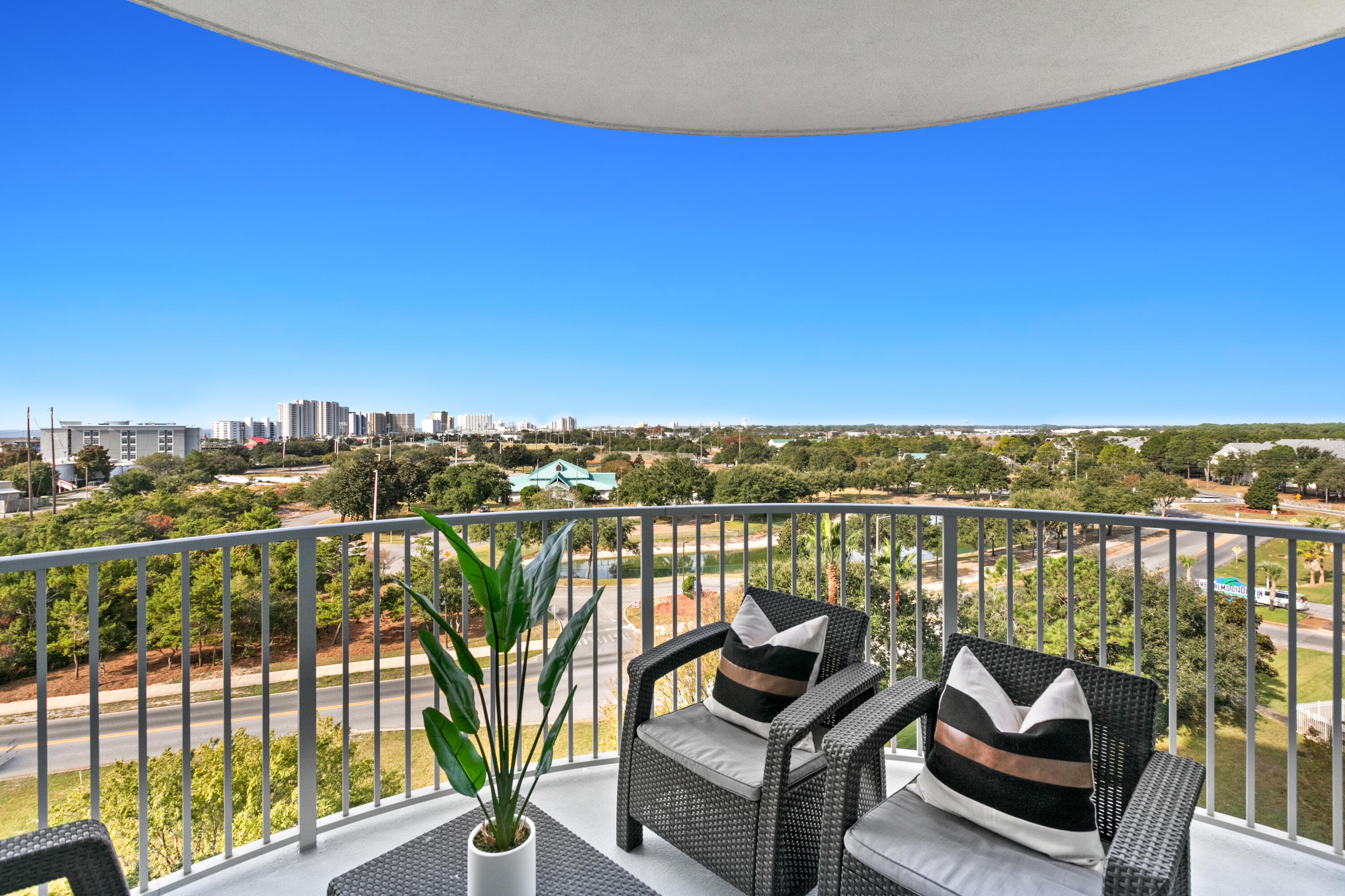 THE PALMS OF DESTIN - Residential