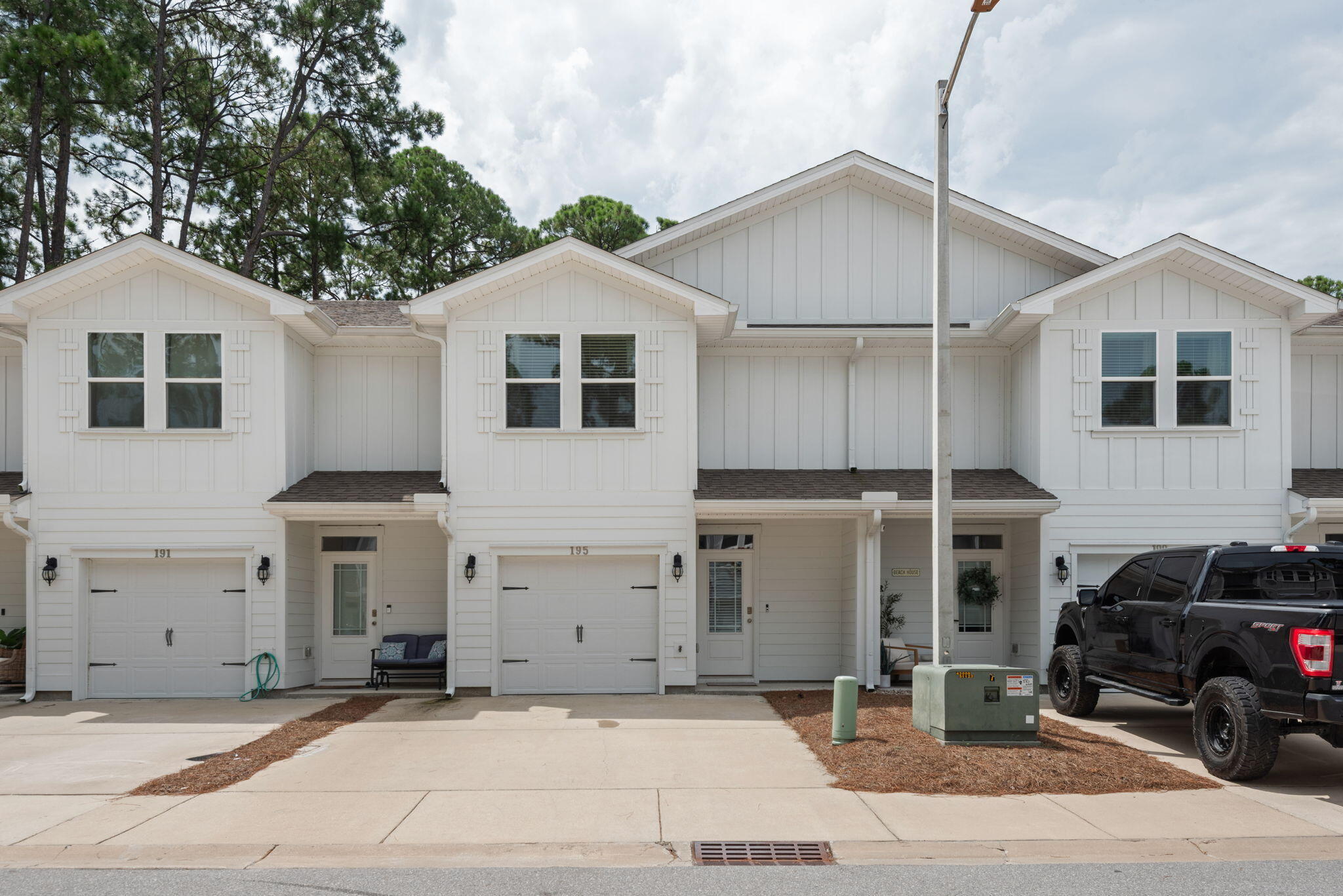 Sandhill Pines - Residential