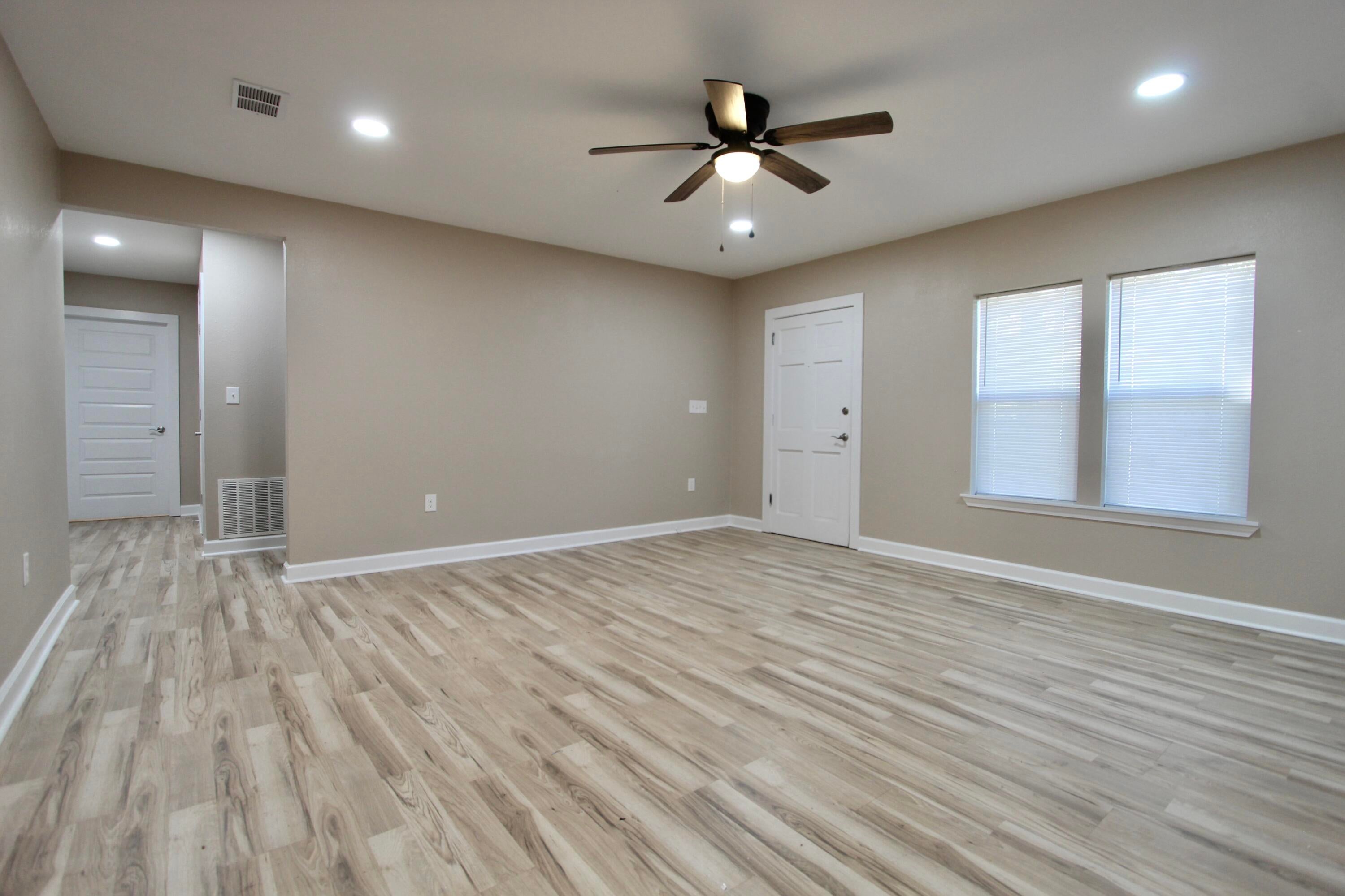 WEST HILL - Residential Lease