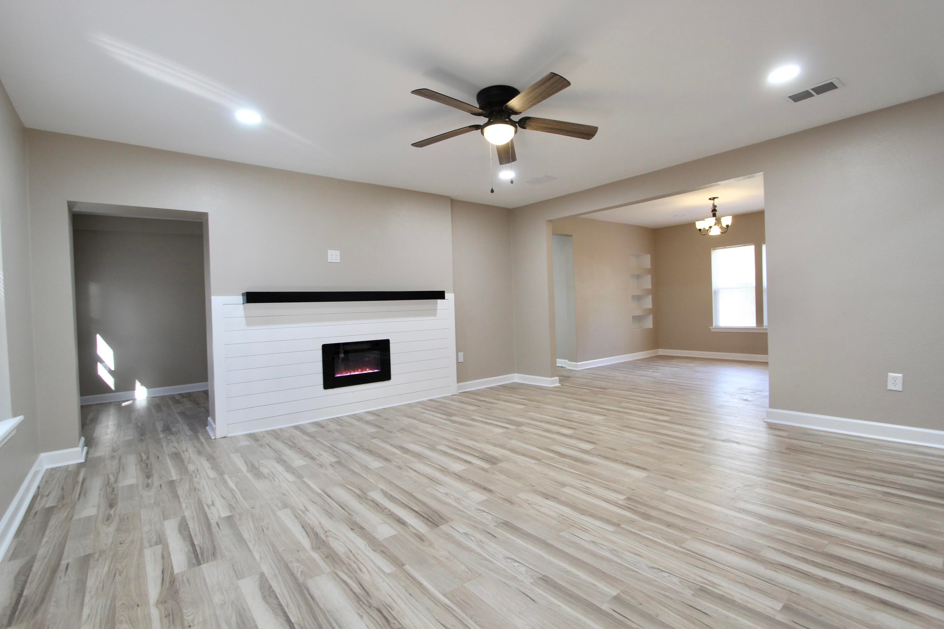WEST HILL - Residential Lease