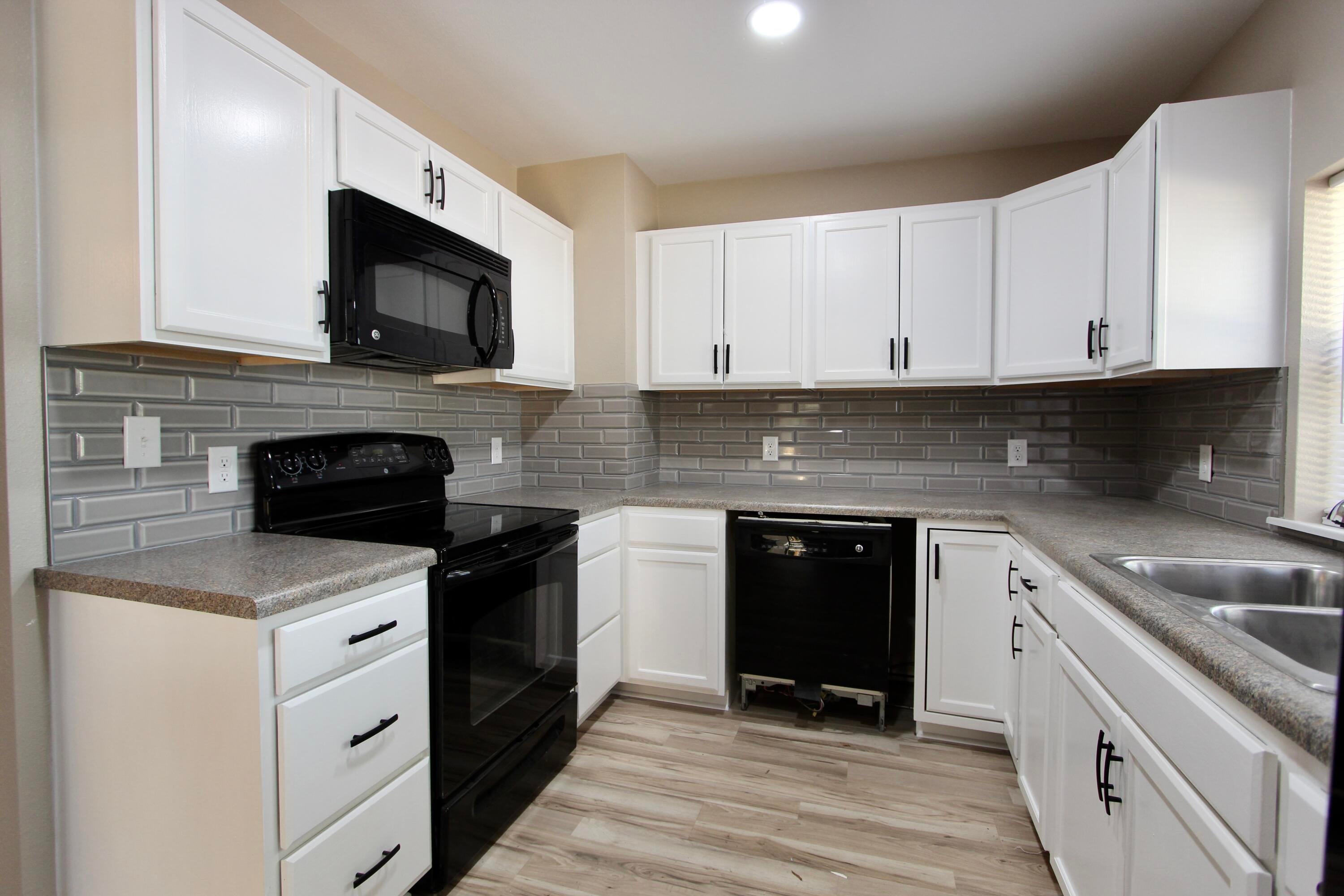 WEST HILL - Residential Lease