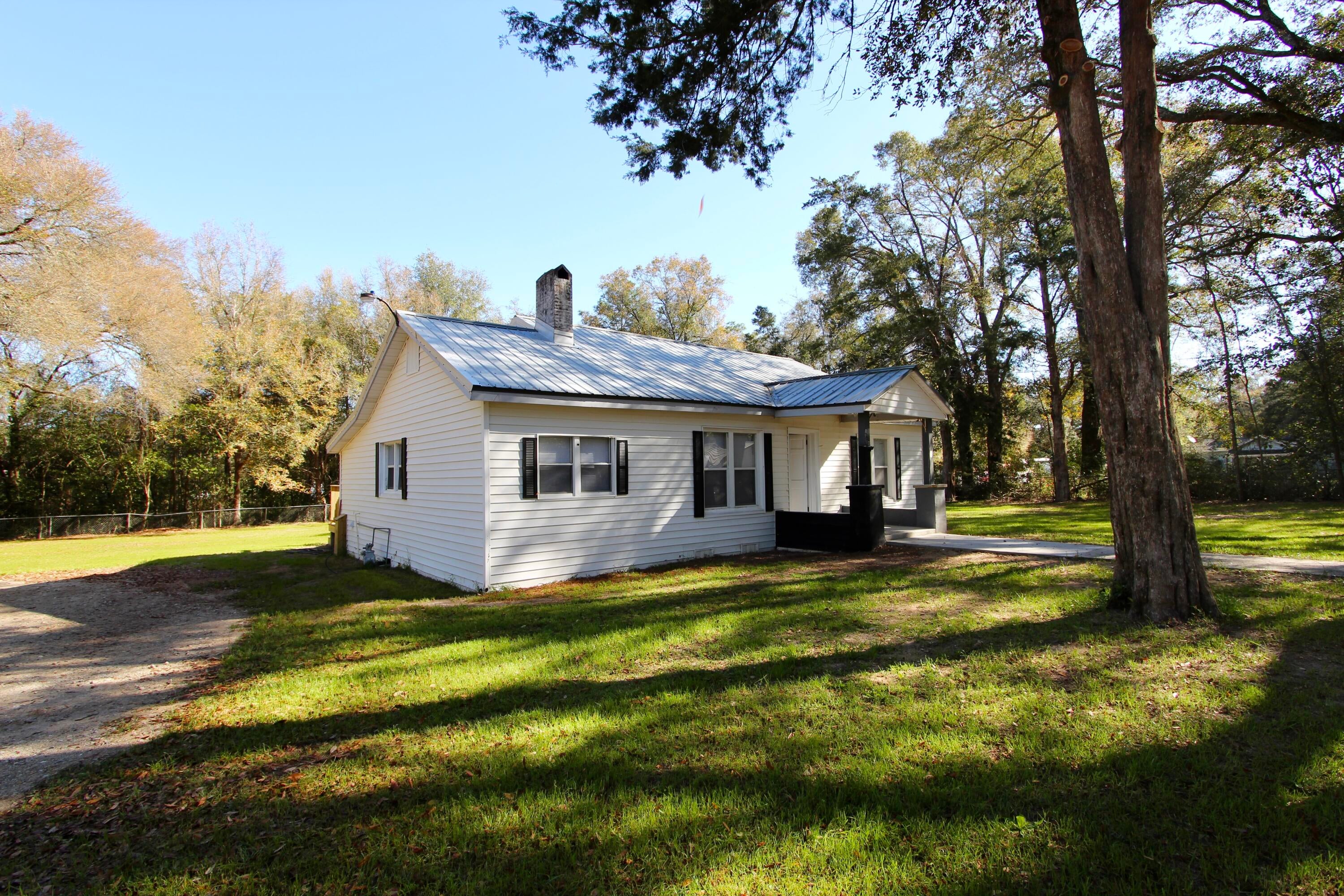 WEST HILL - Residential Lease