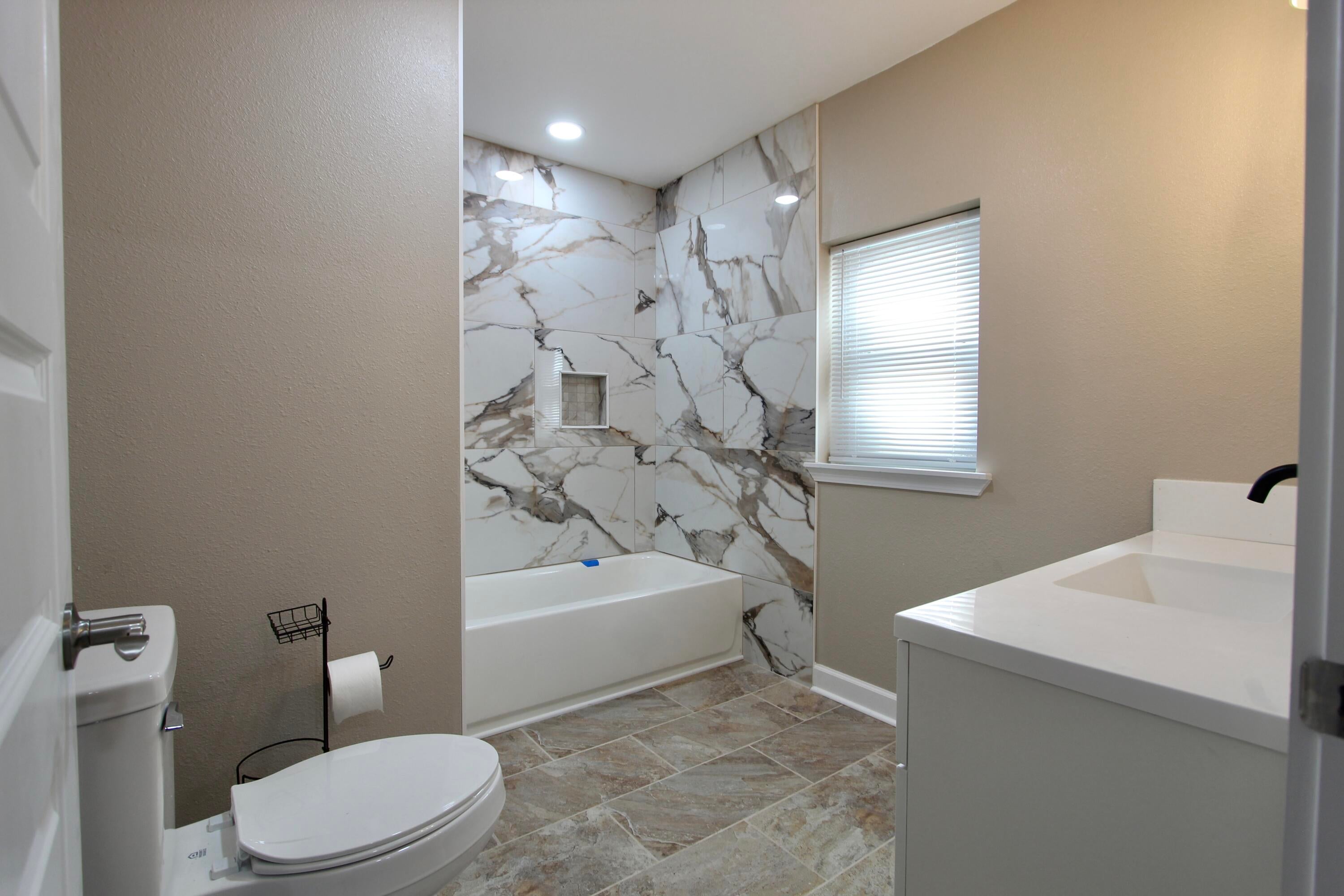 WEST HILL - Residential Lease