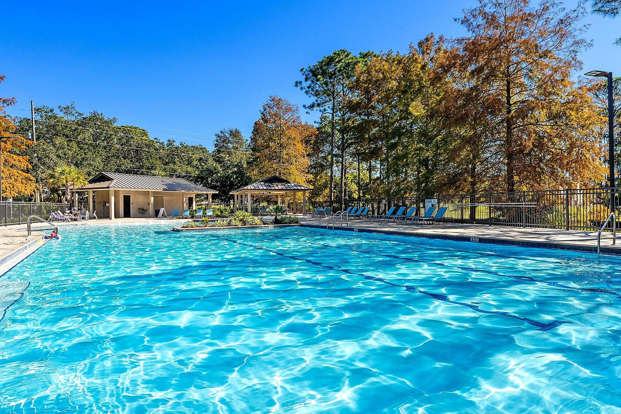 BAYSIDE CONDO SANDESTIN - Residential