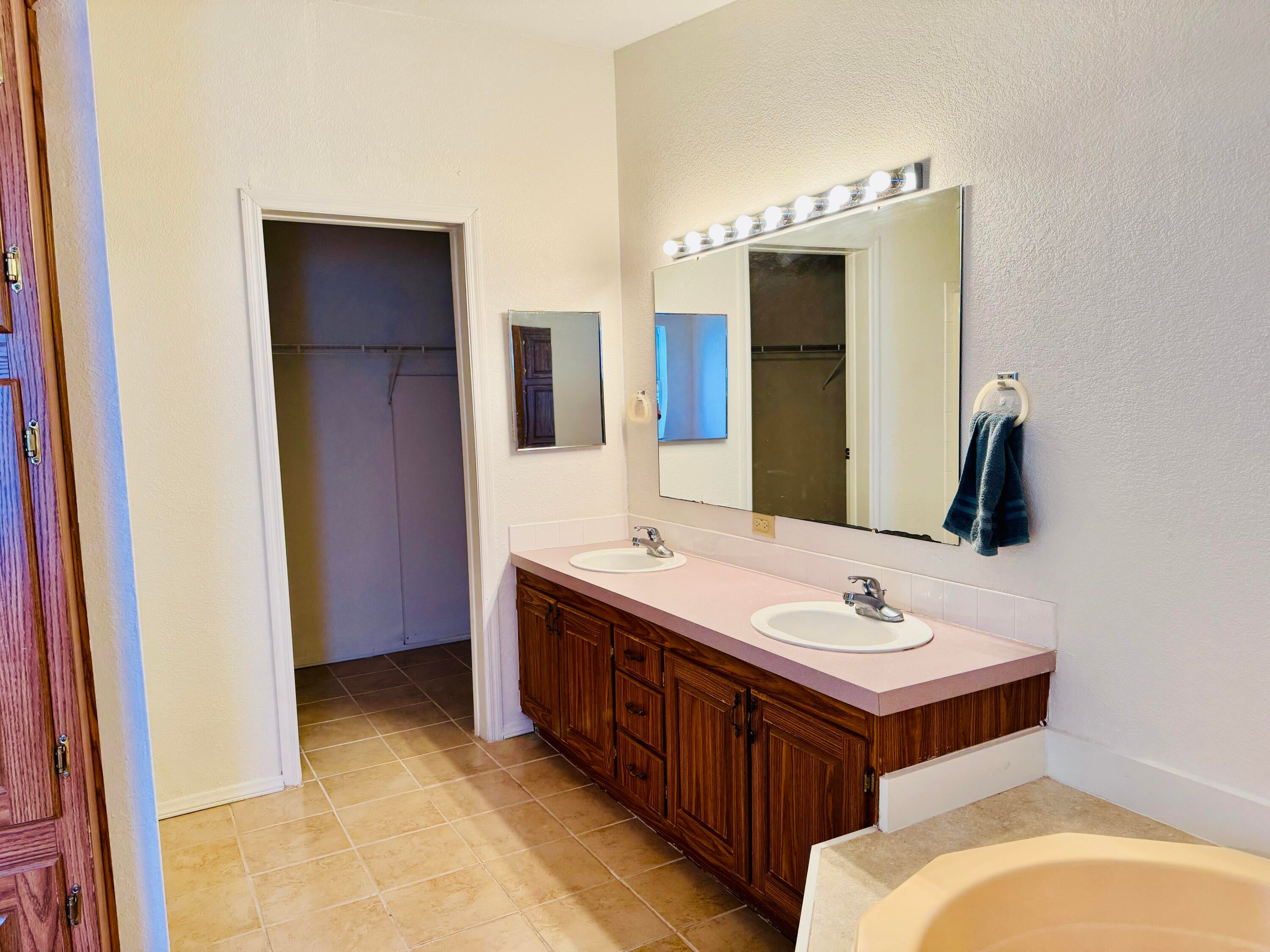 Garrett Addition - Residential Lease