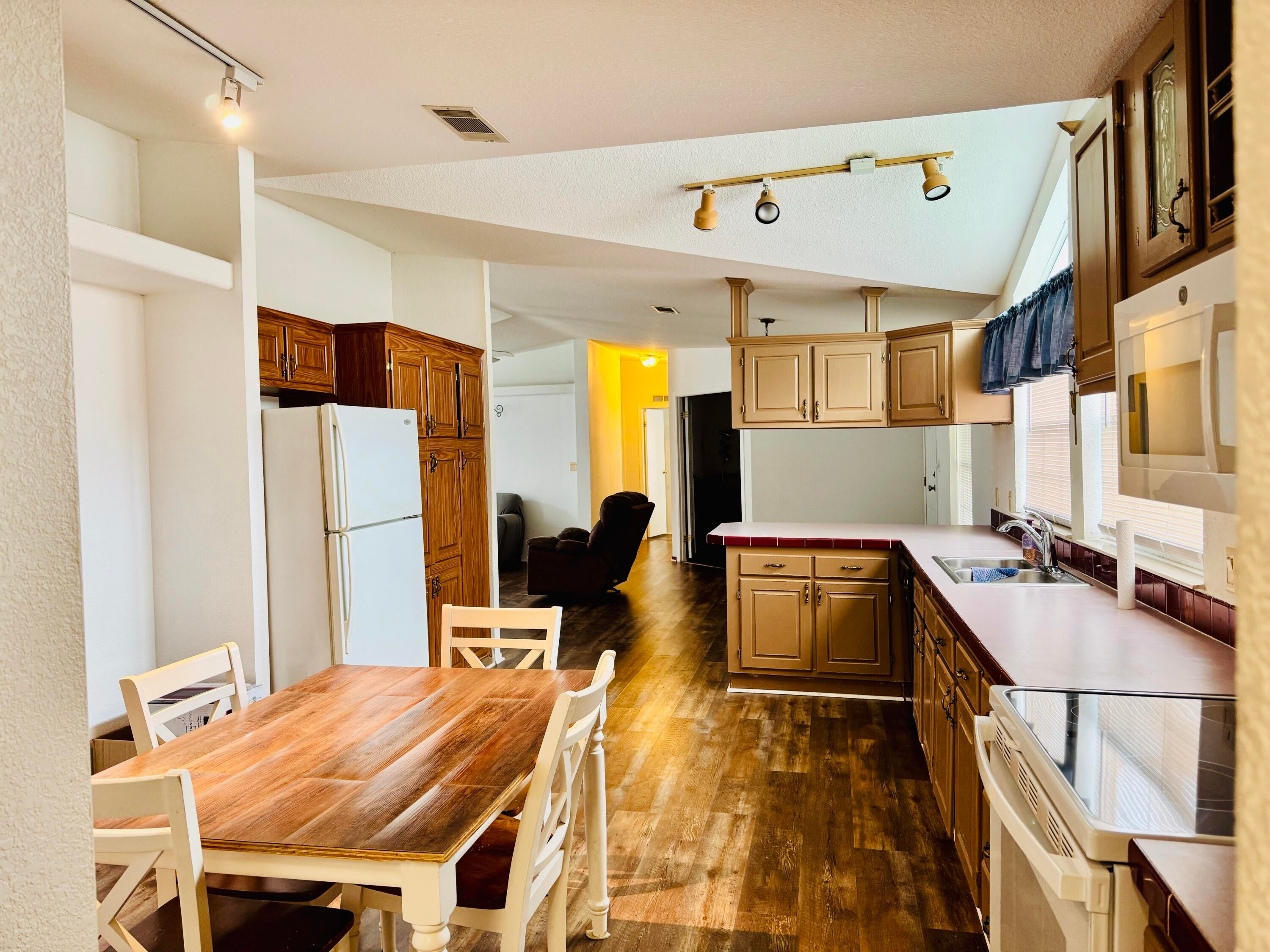 Garrett Addition - Residential Lease