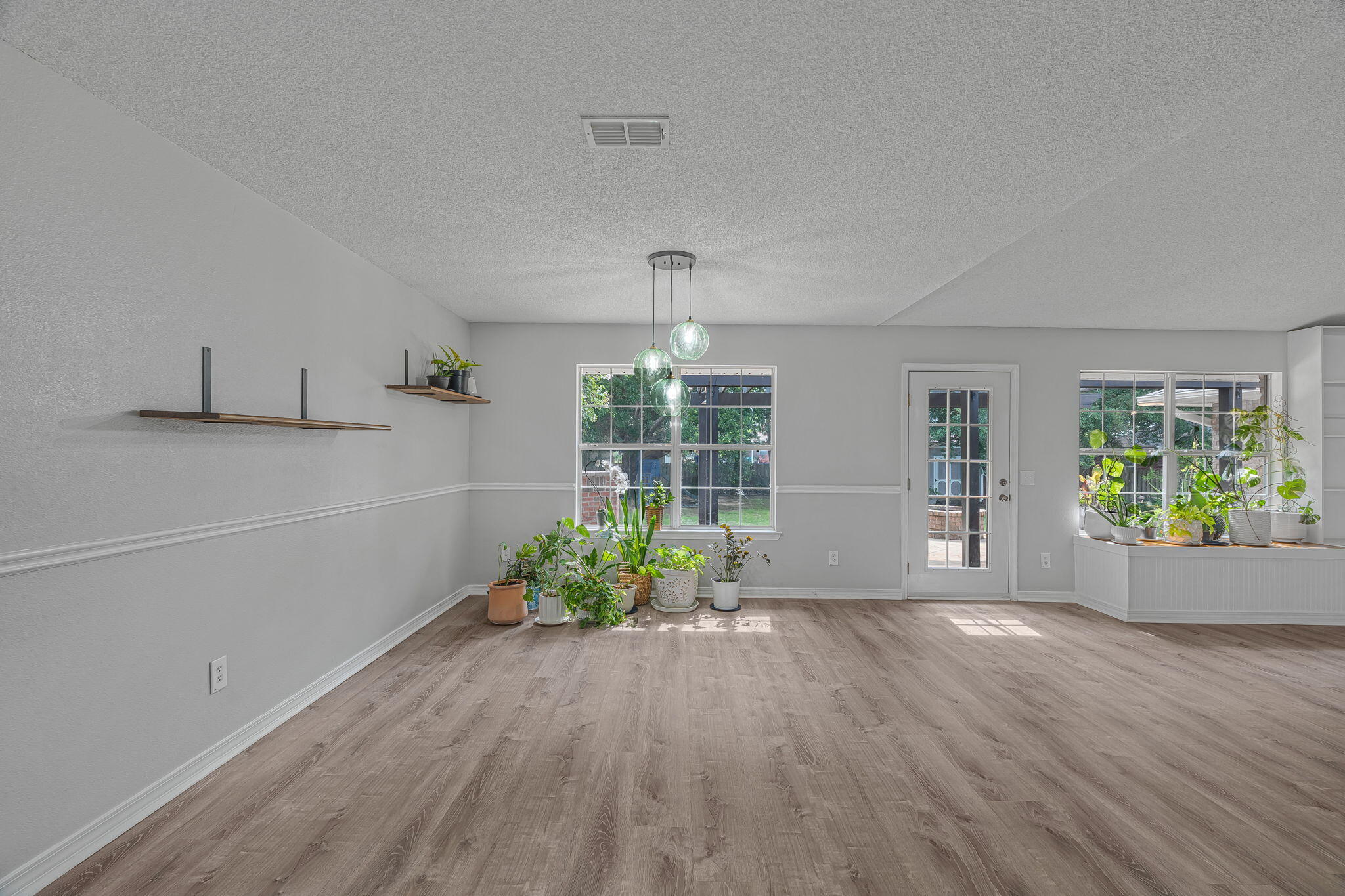 HOLLEY BY THE SEA - Residential