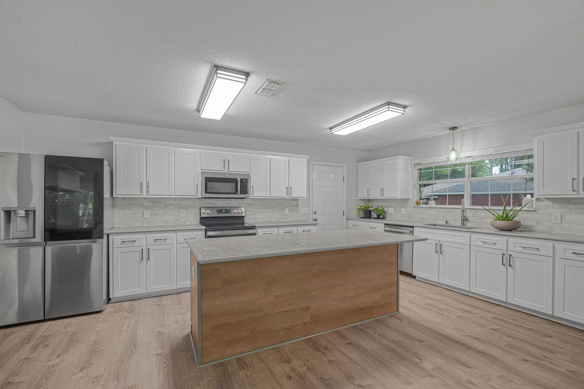HOLLEY BY THE SEA - Residential