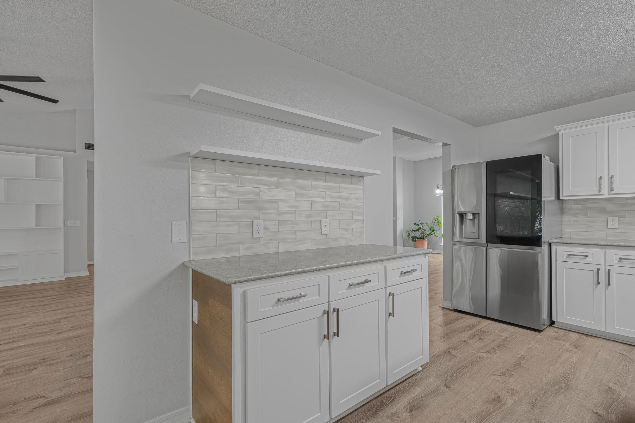 HOLLEY BY THE SEA - Residential