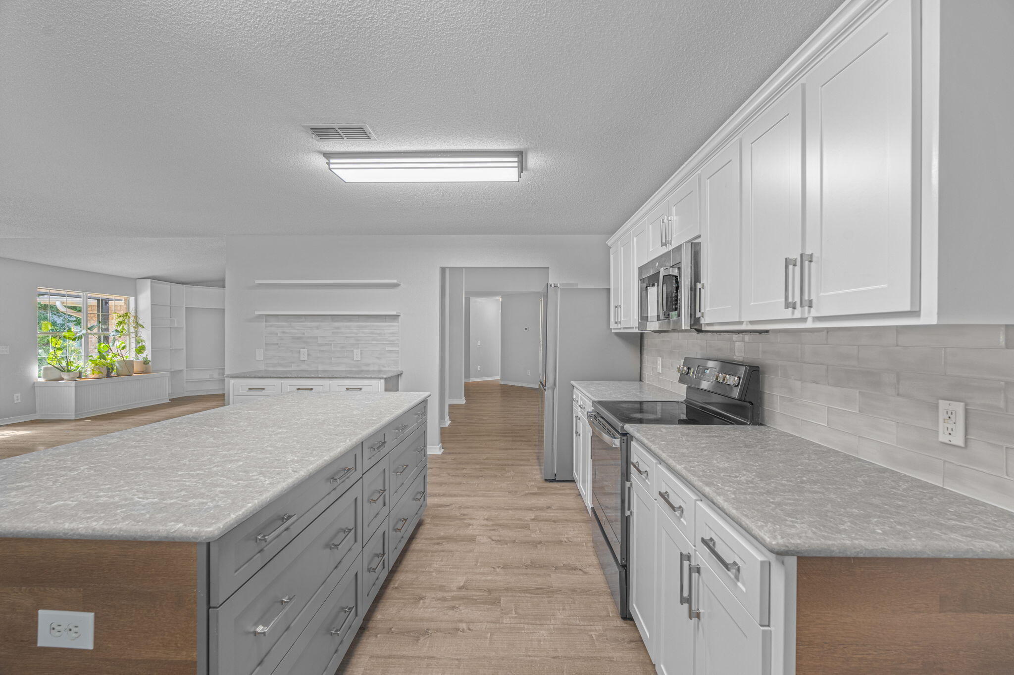 HOLLEY BY THE SEA - Residential