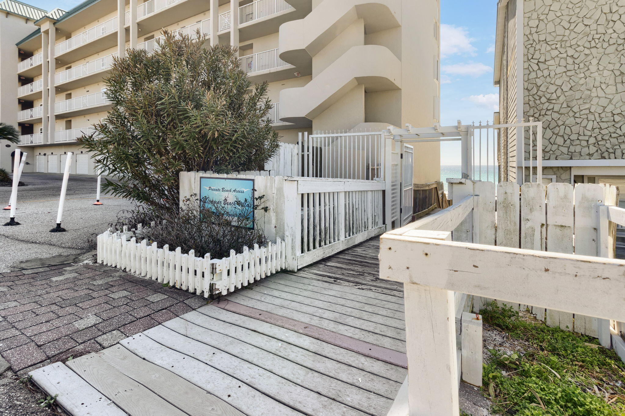 MIRAMAR BEACH VILLAS - Residential