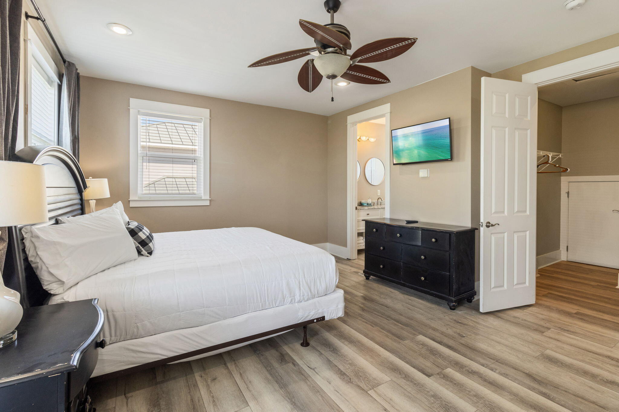 MIRAMAR BEACH VILLAS - Residential