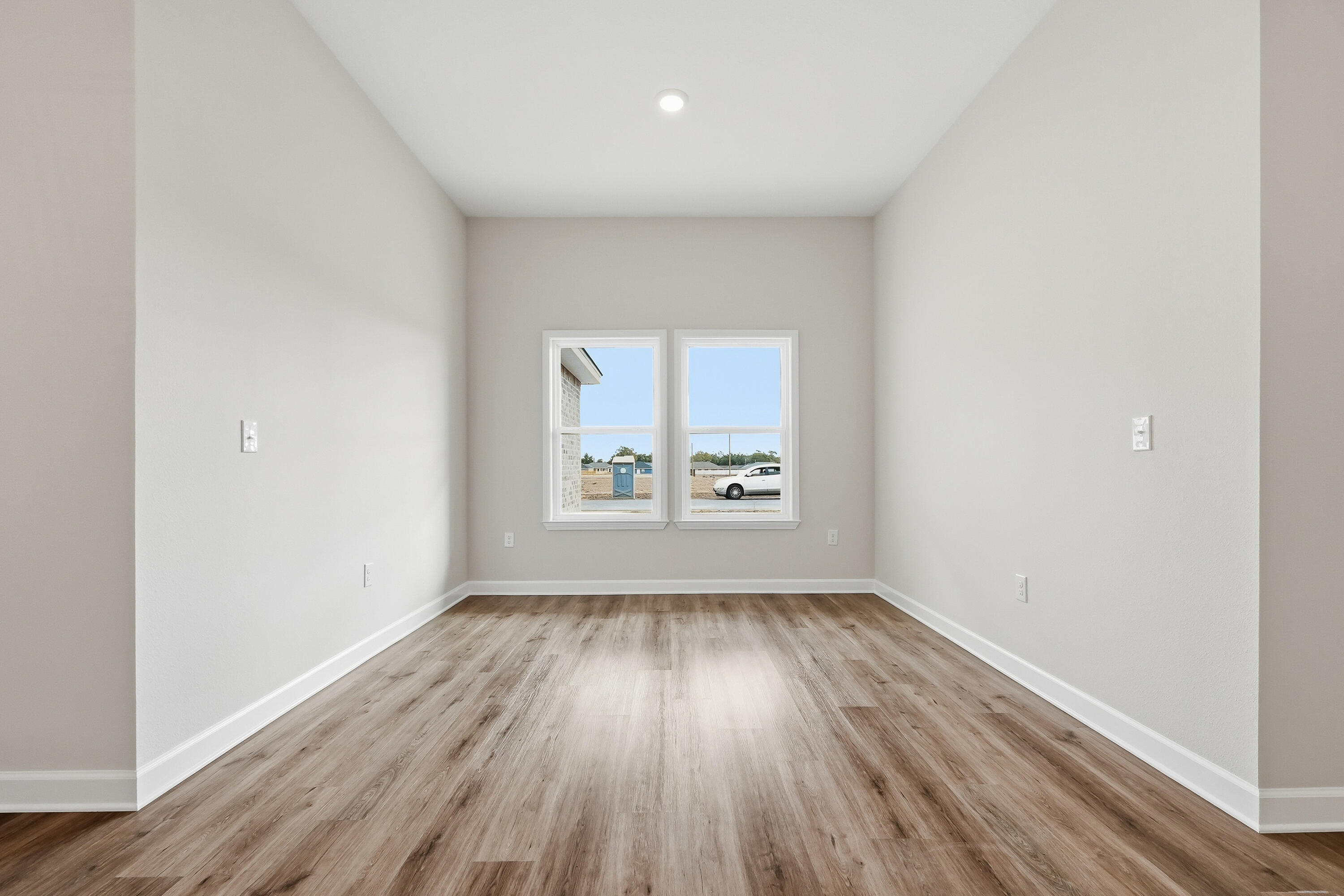 COUNTRY BREEZE EST - Residential