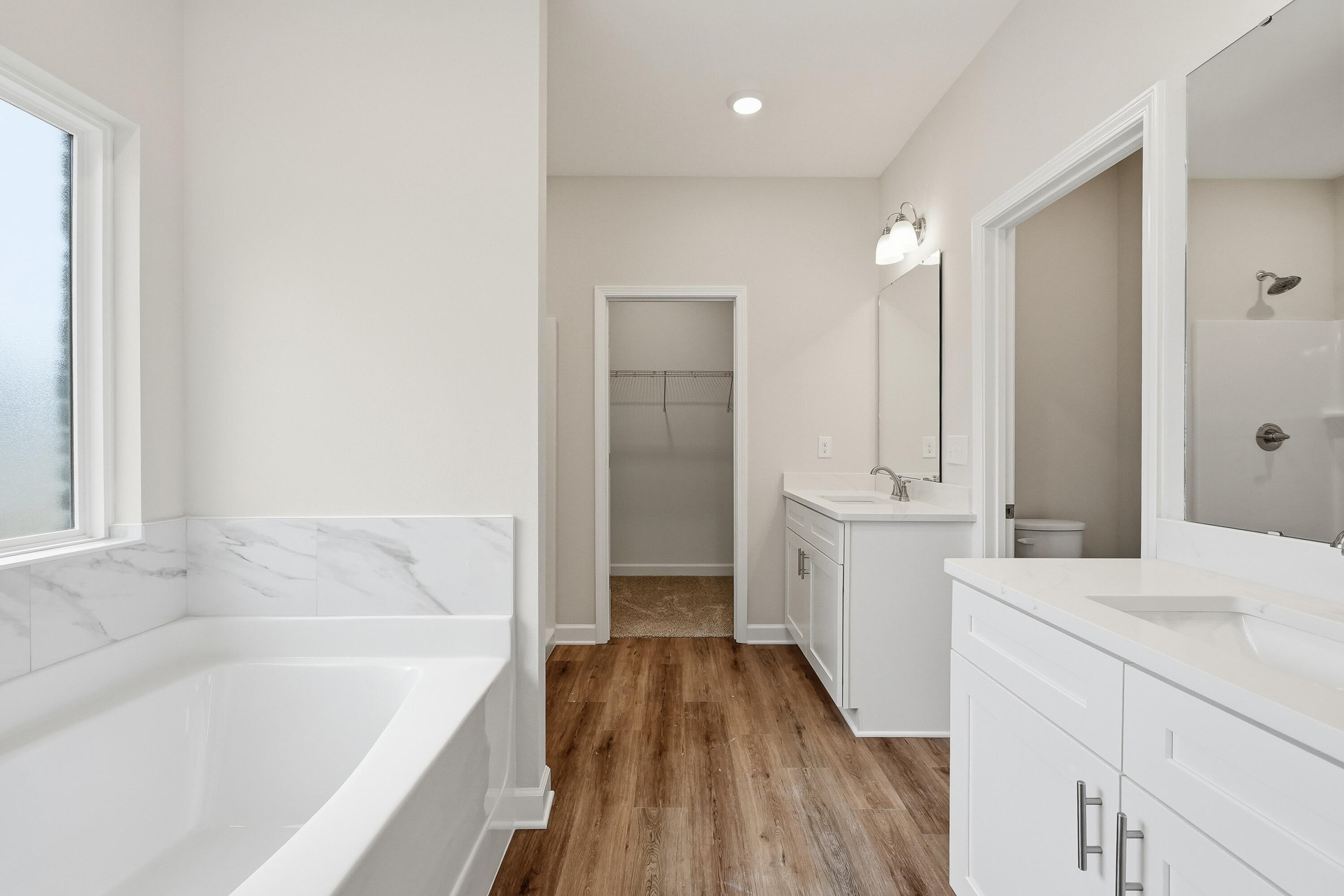 COUNTRY BREEZE EST - Residential