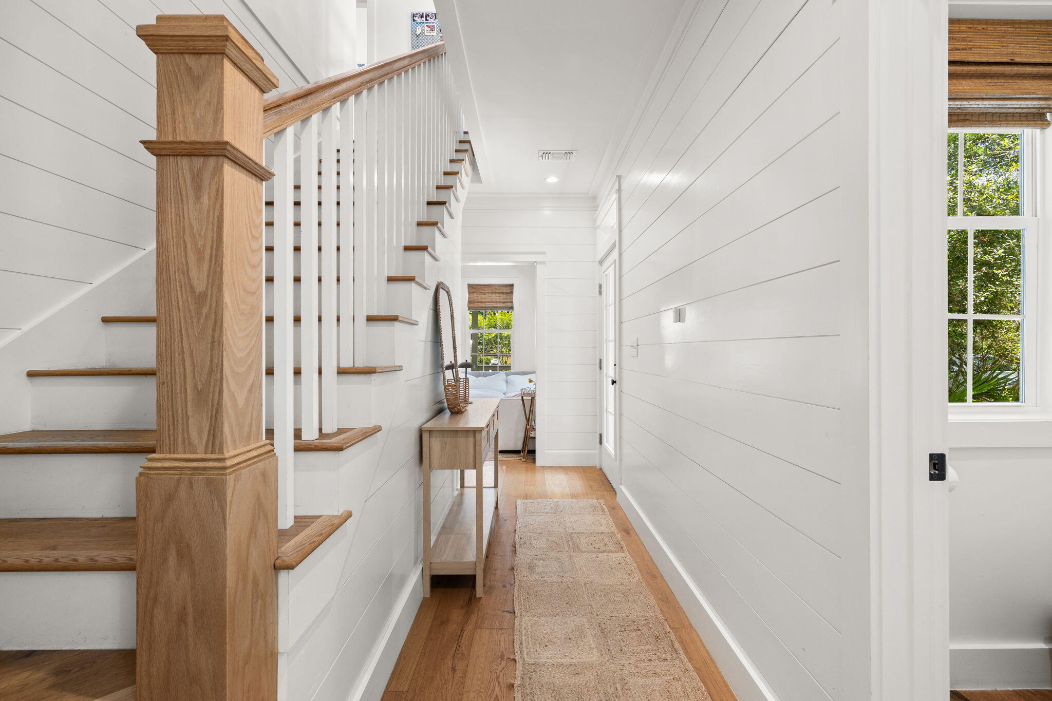 MAGNOLIA BEACH - Residential