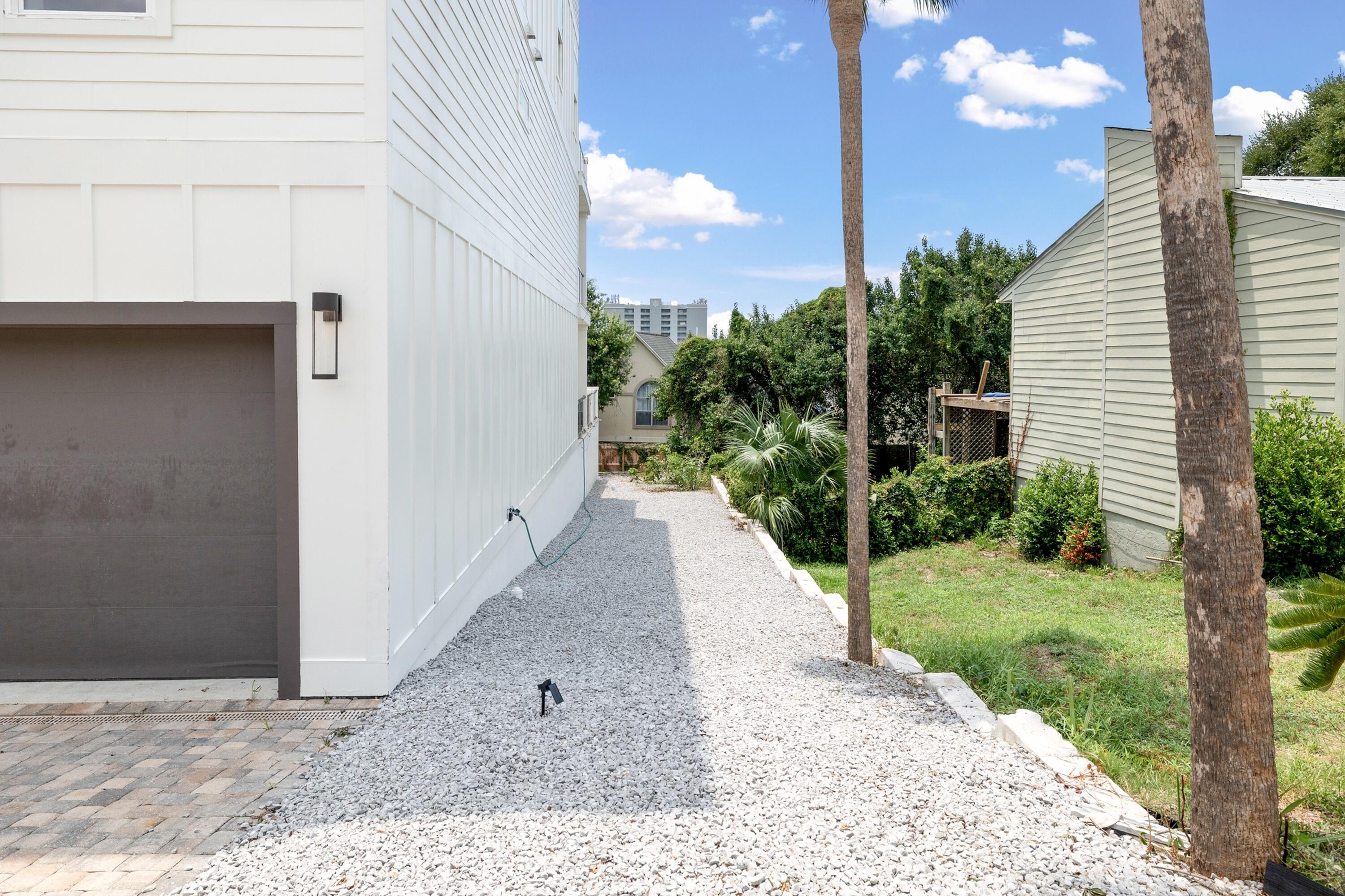 BEACONVIEW - Residential