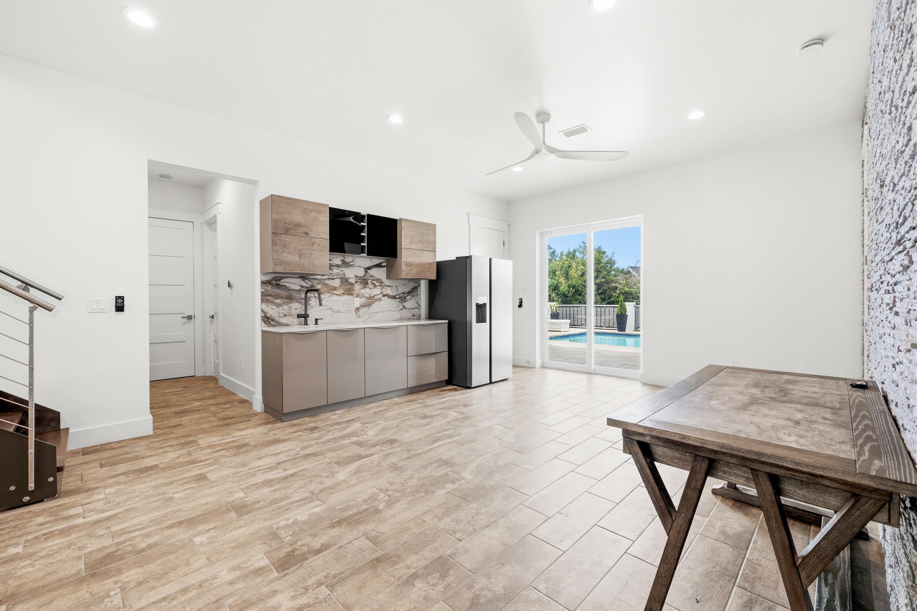 BEACONVIEW - Residential