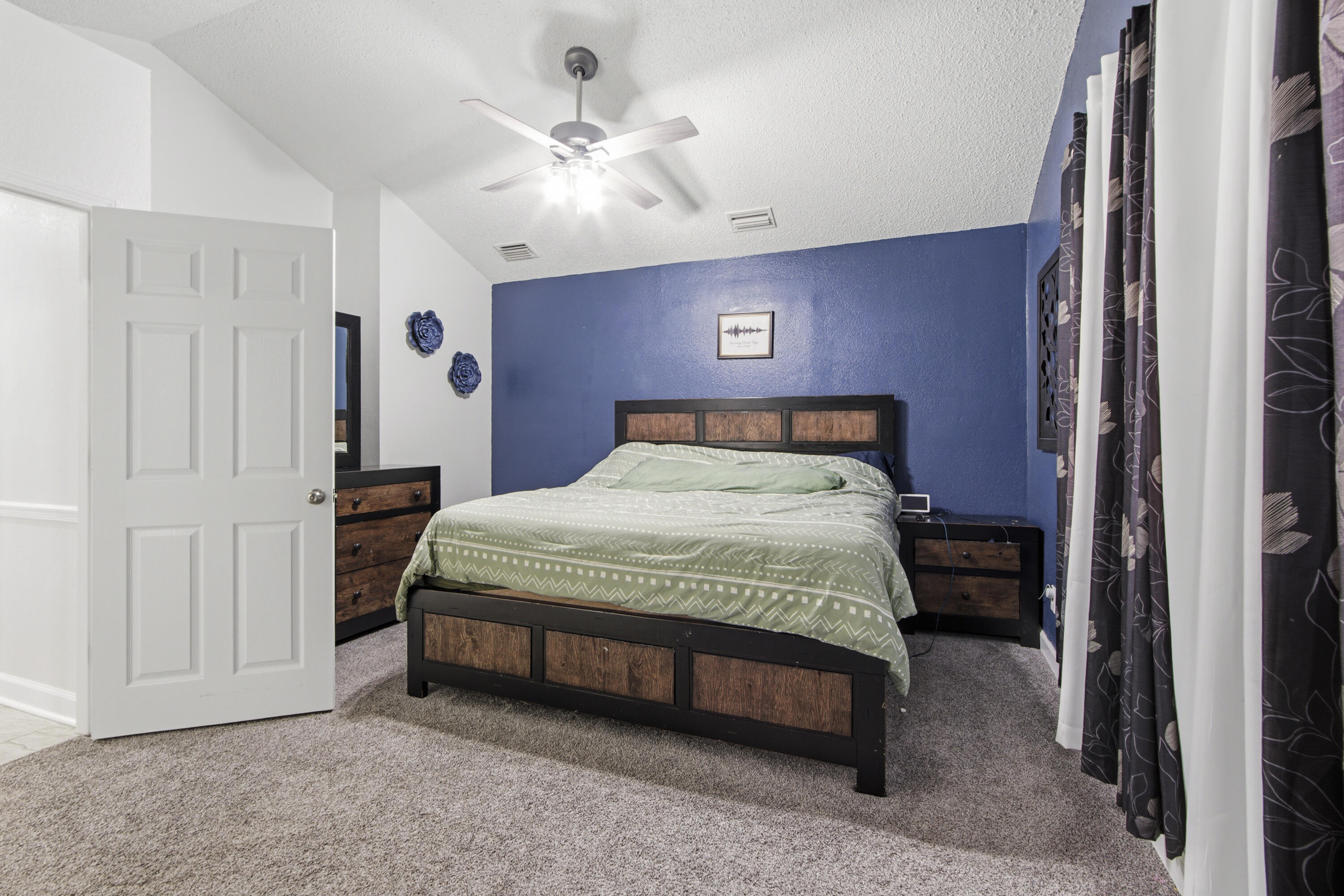 OAKWOOD HILLS - Residential