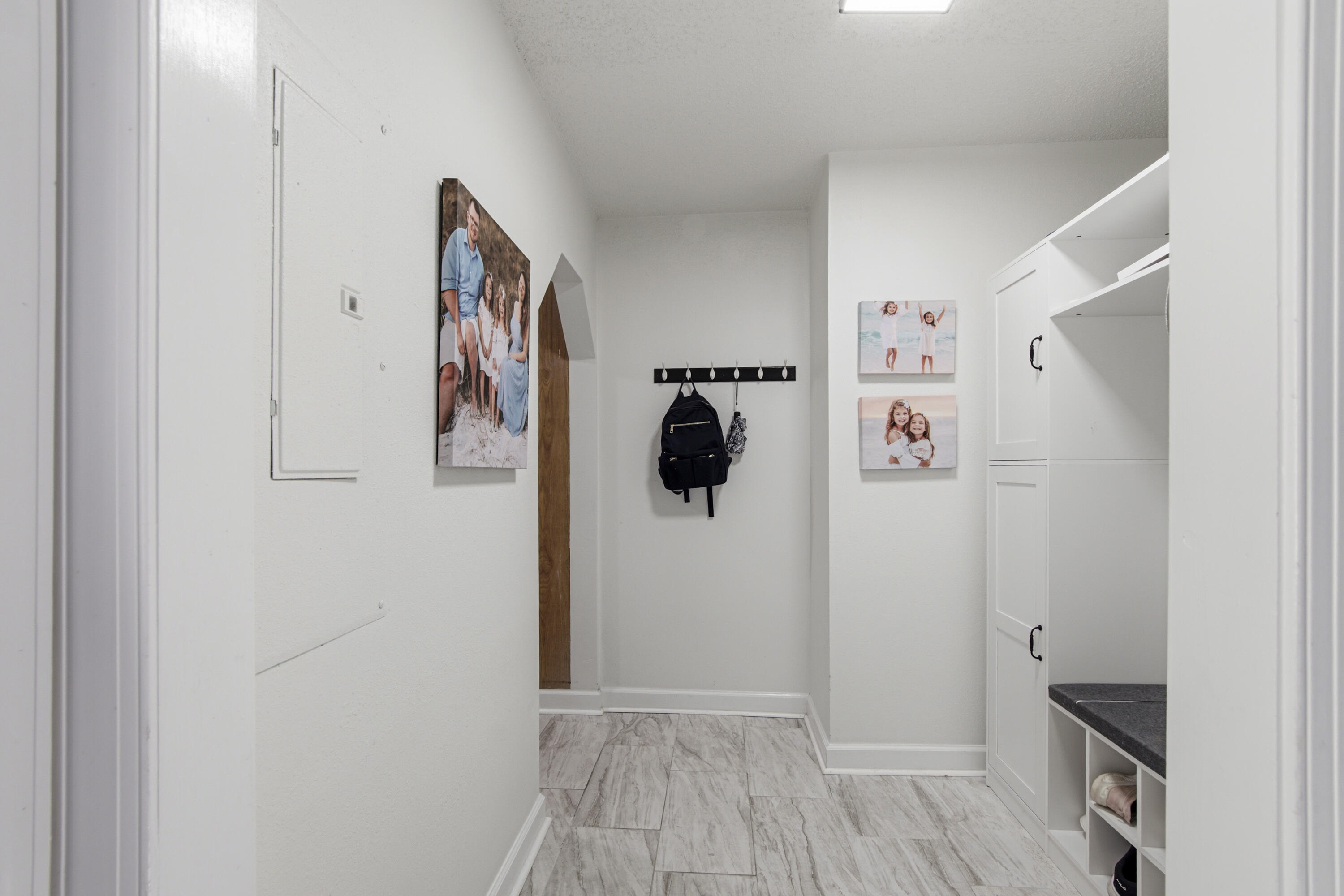 OAKWOOD HILLS - Residential