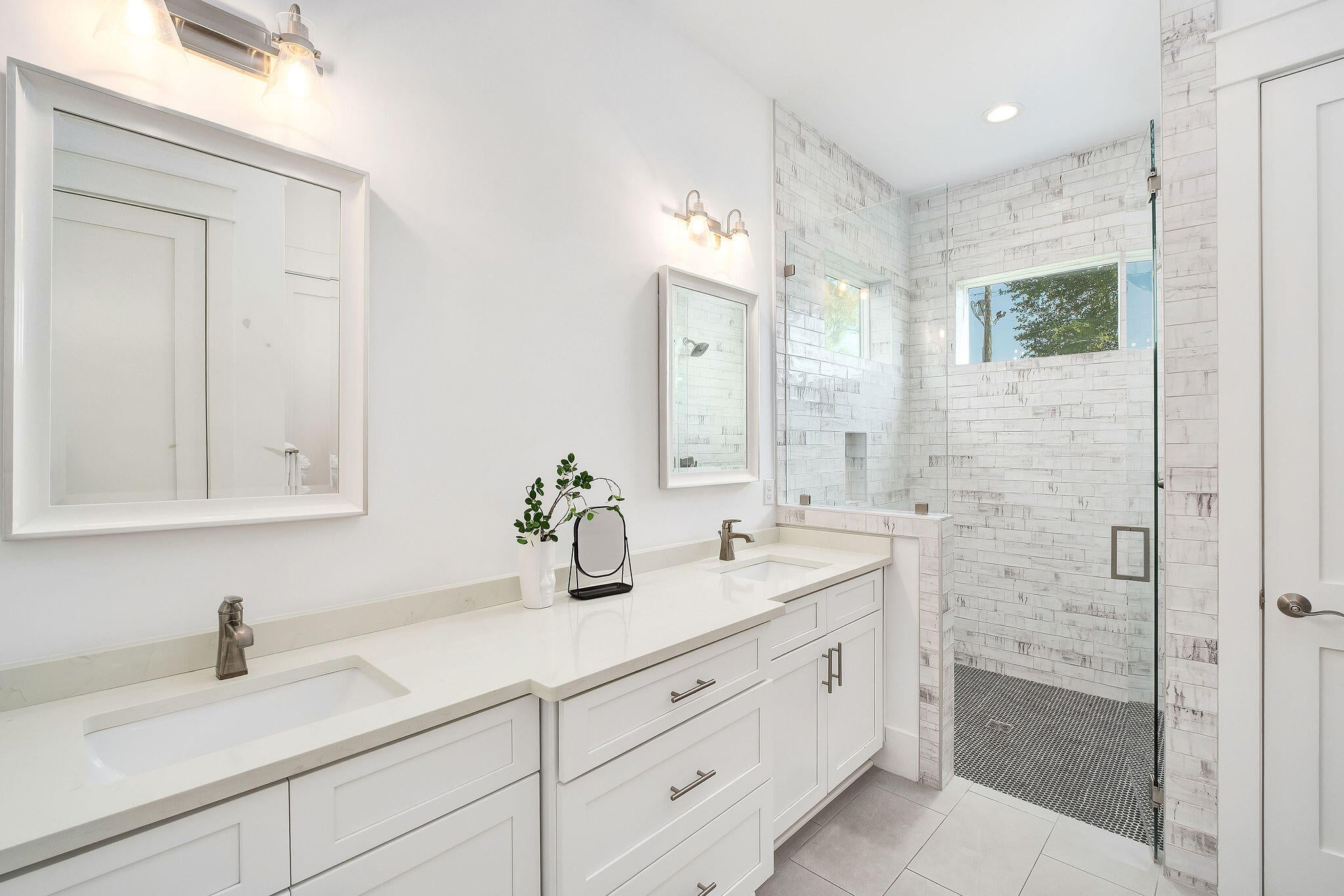 Colleen's Cove - Residential
