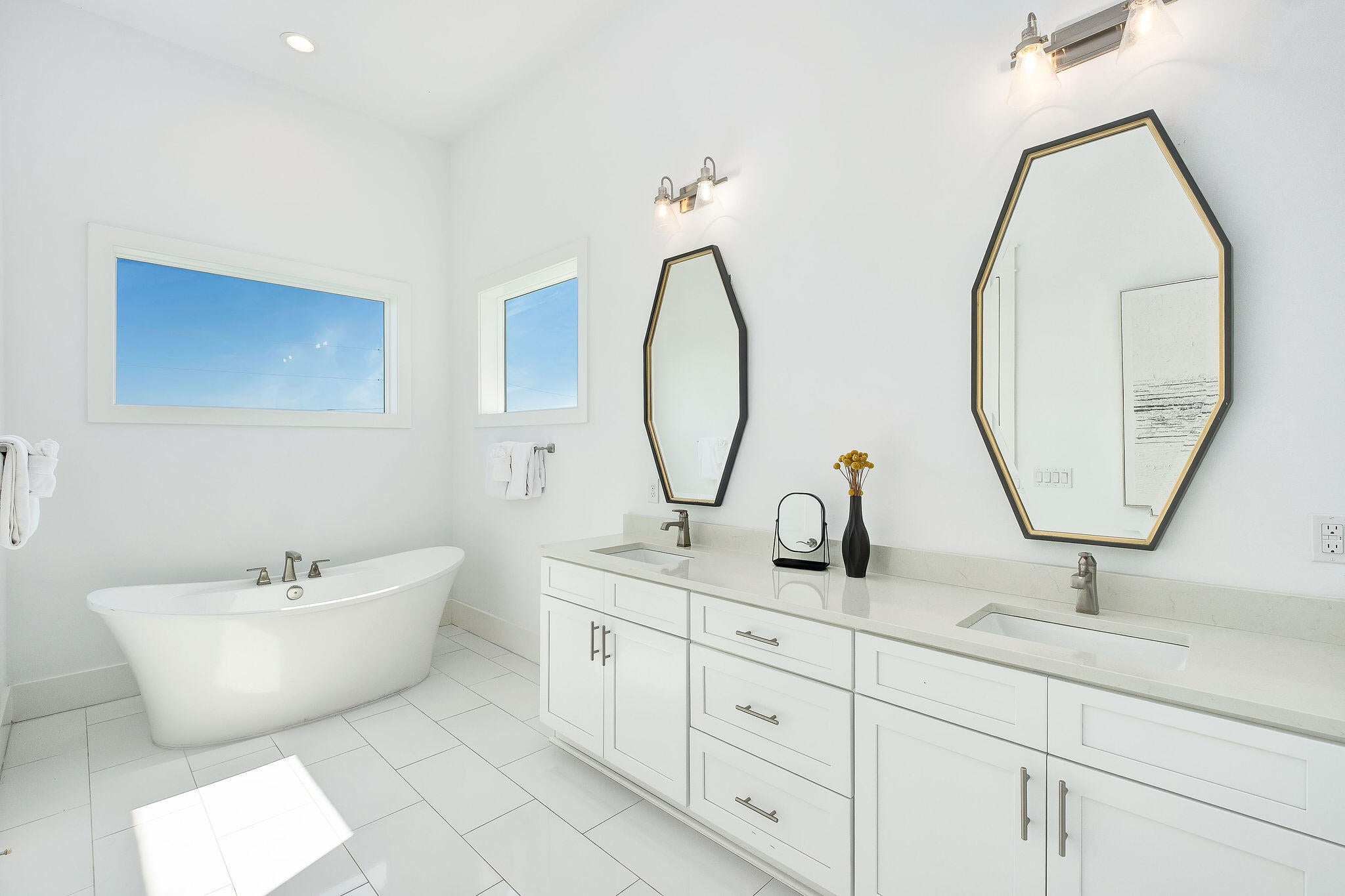 Colleen's Cove - Residential