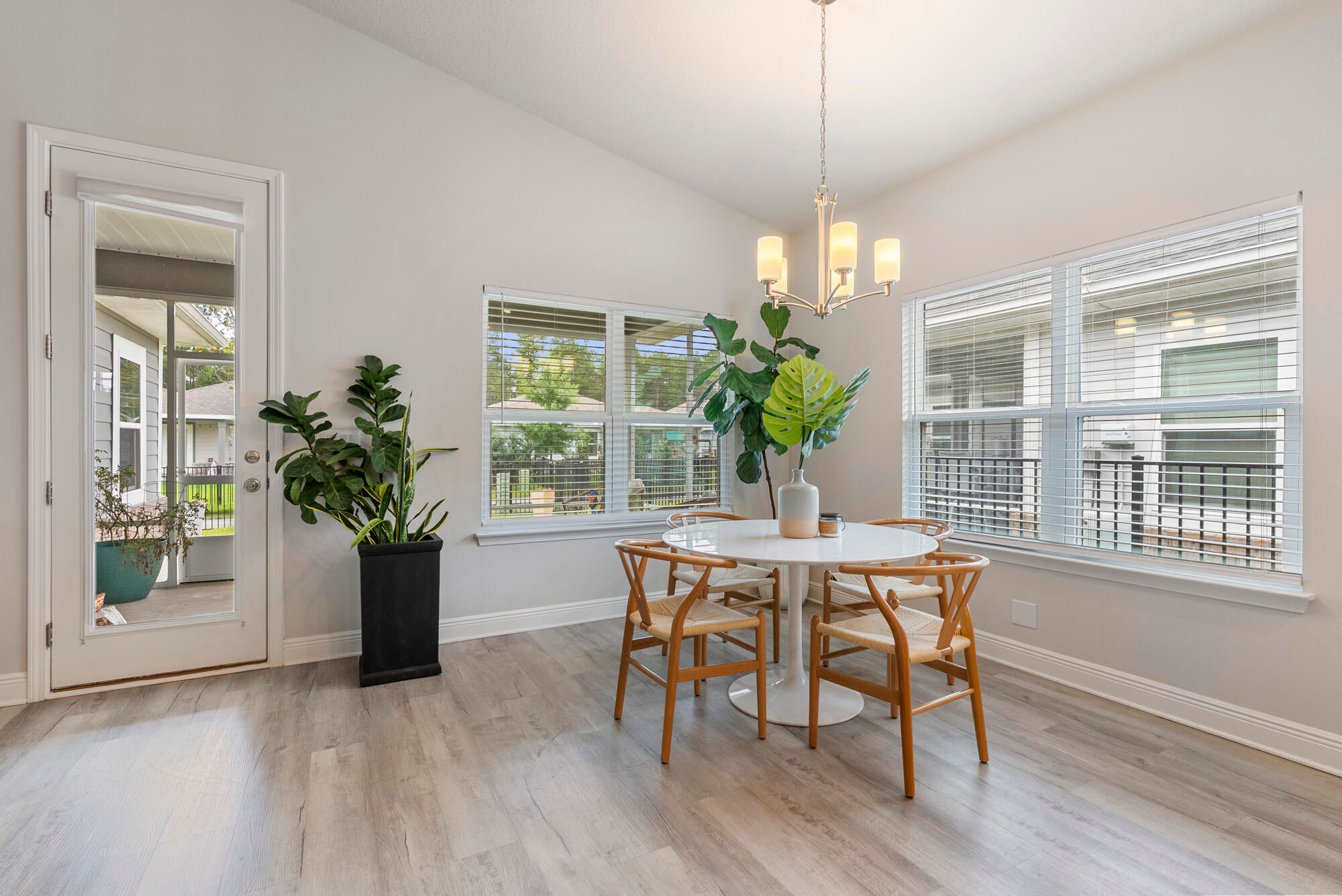 Riverwalk - Residential Lease
