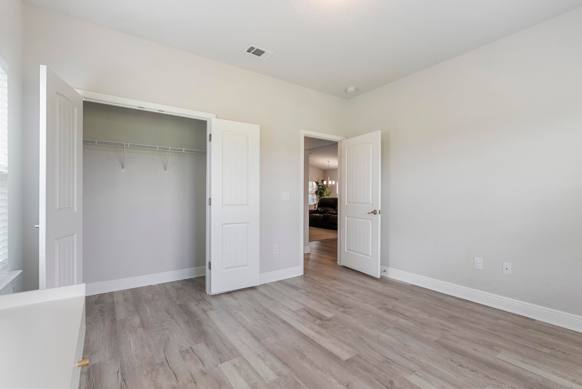 Riverwalk - Residential Lease