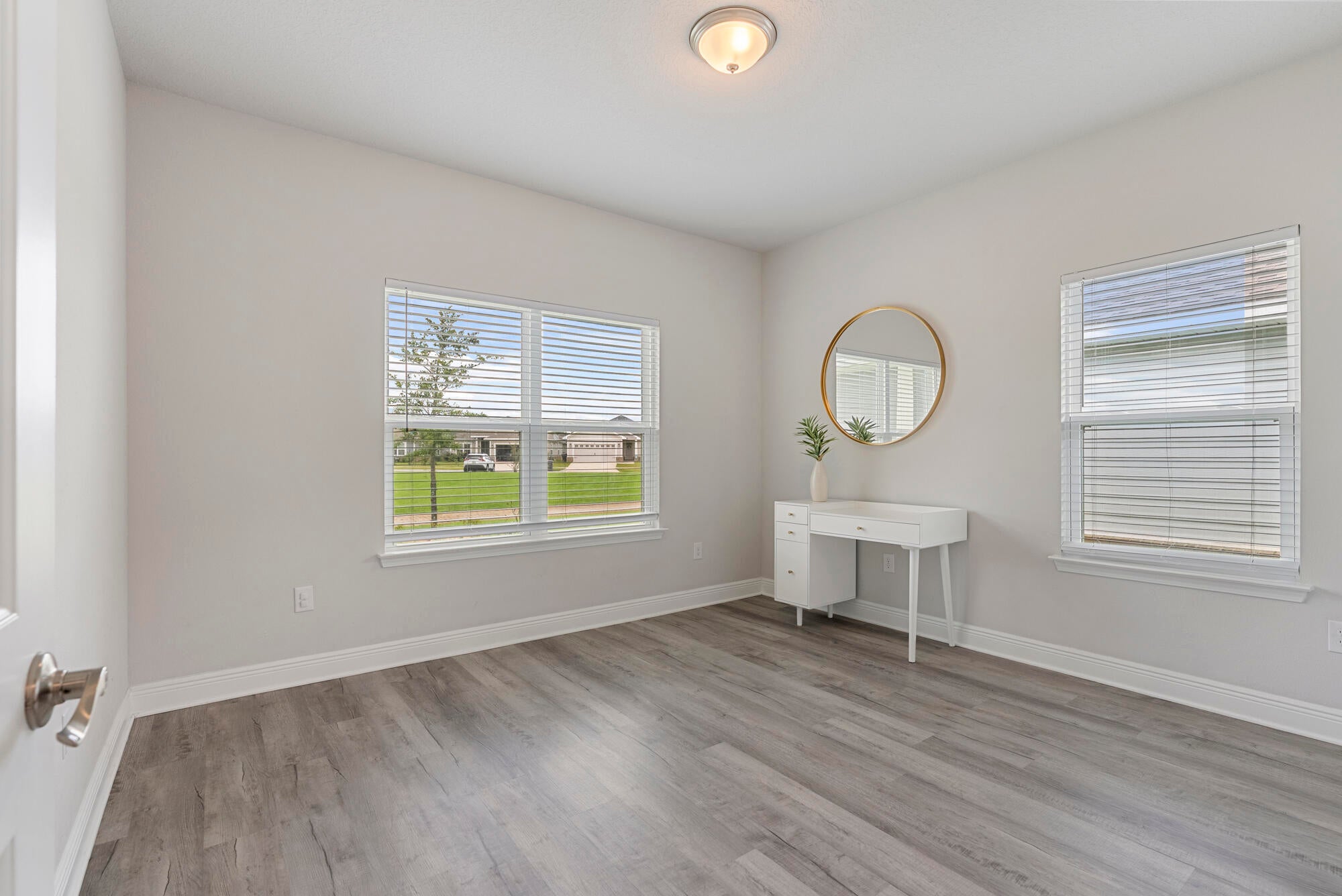 Riverwalk - Residential Lease