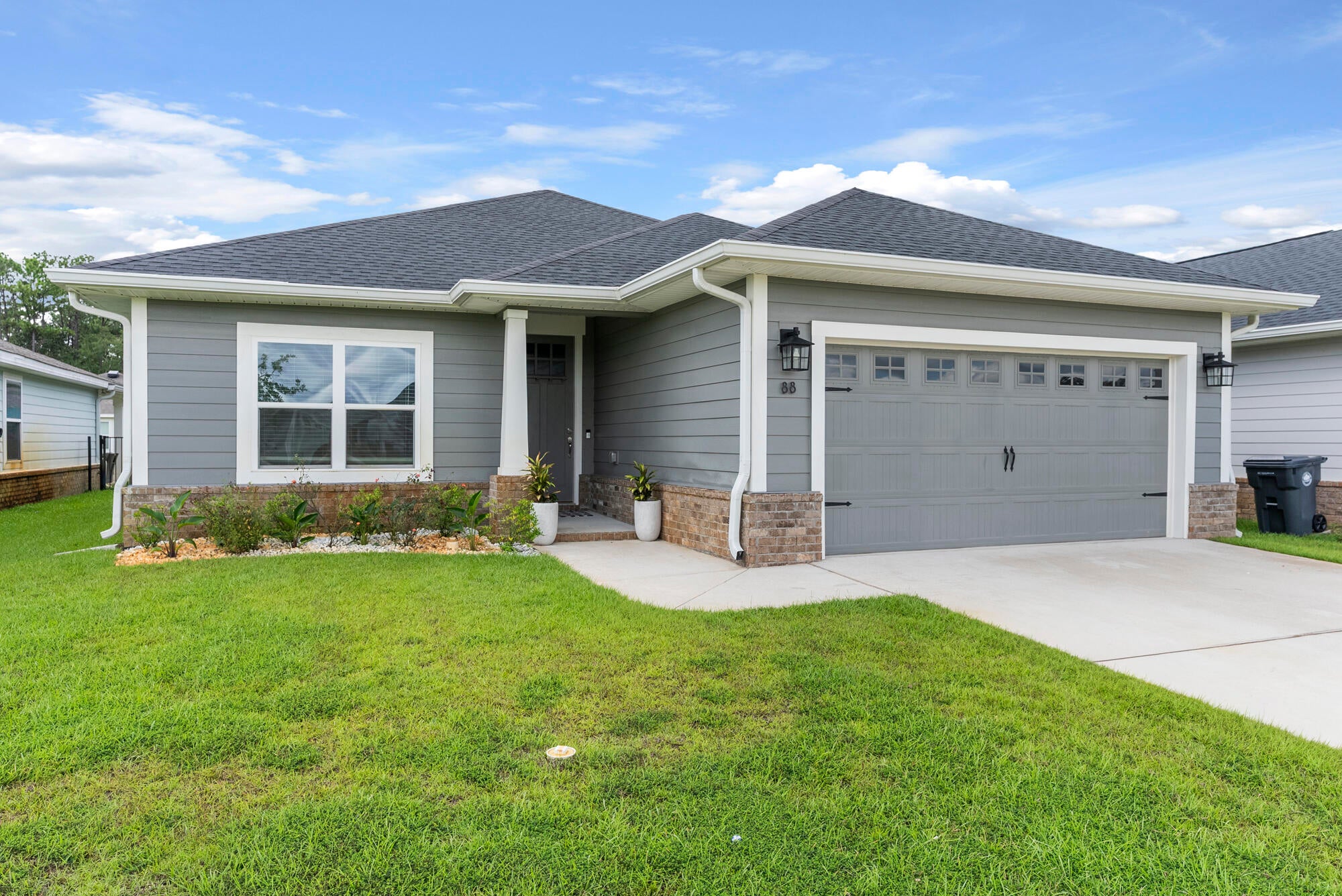 Riverwalk - Residential Lease