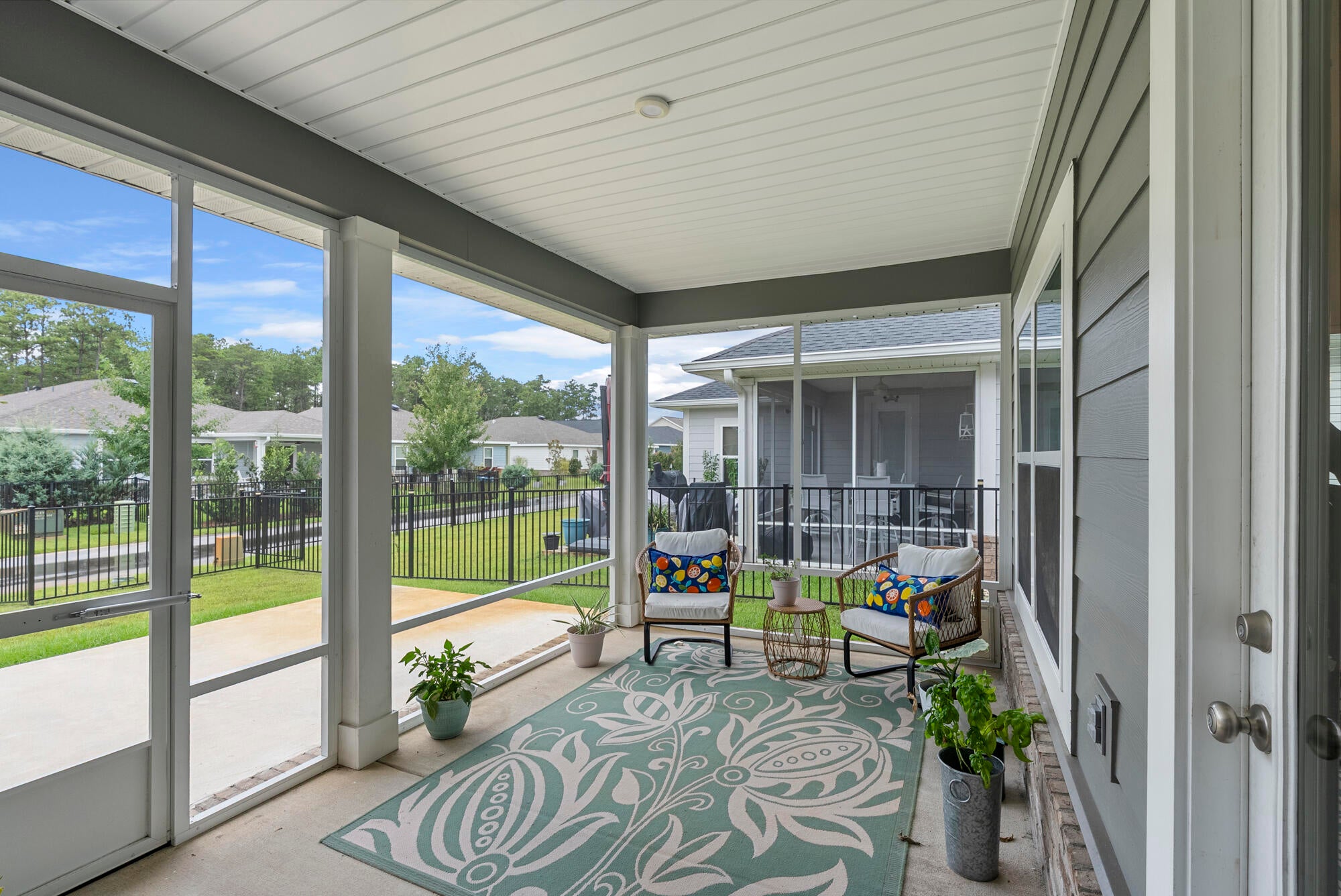 Riverwalk - Residential Lease