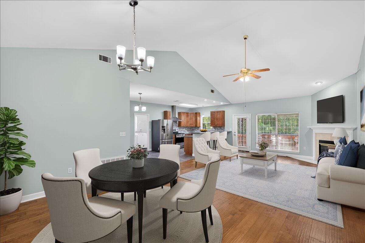 INDIAN WOODS - Residential