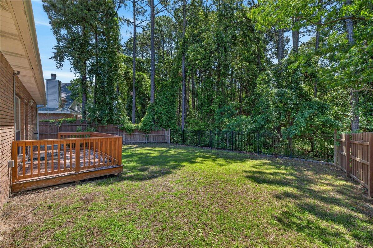 INDIAN WOODS - Residential
