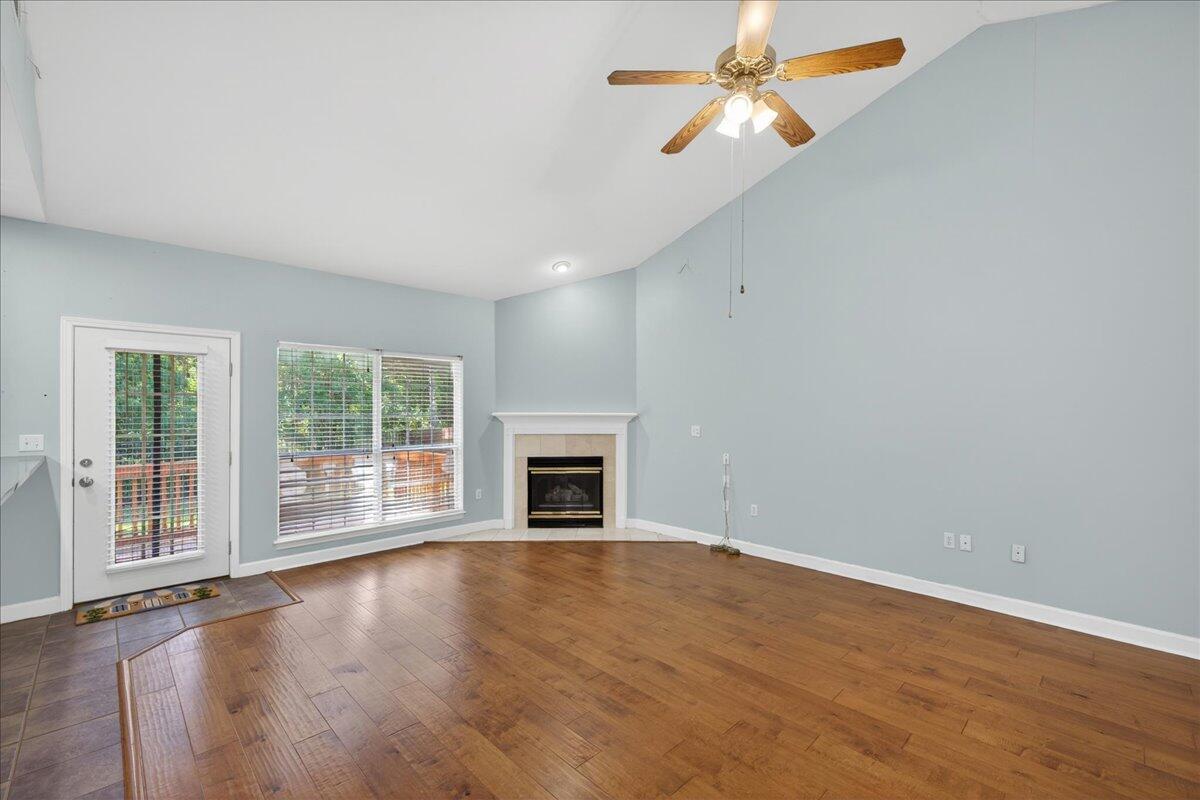 INDIAN WOODS - Residential