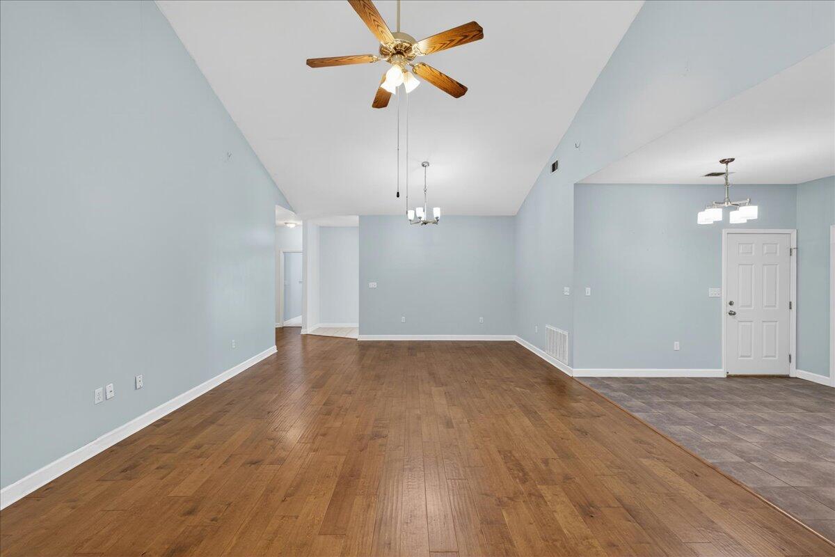 INDIAN WOODS - Residential