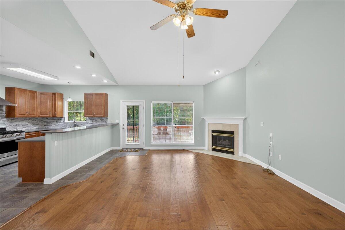 INDIAN WOODS - Residential