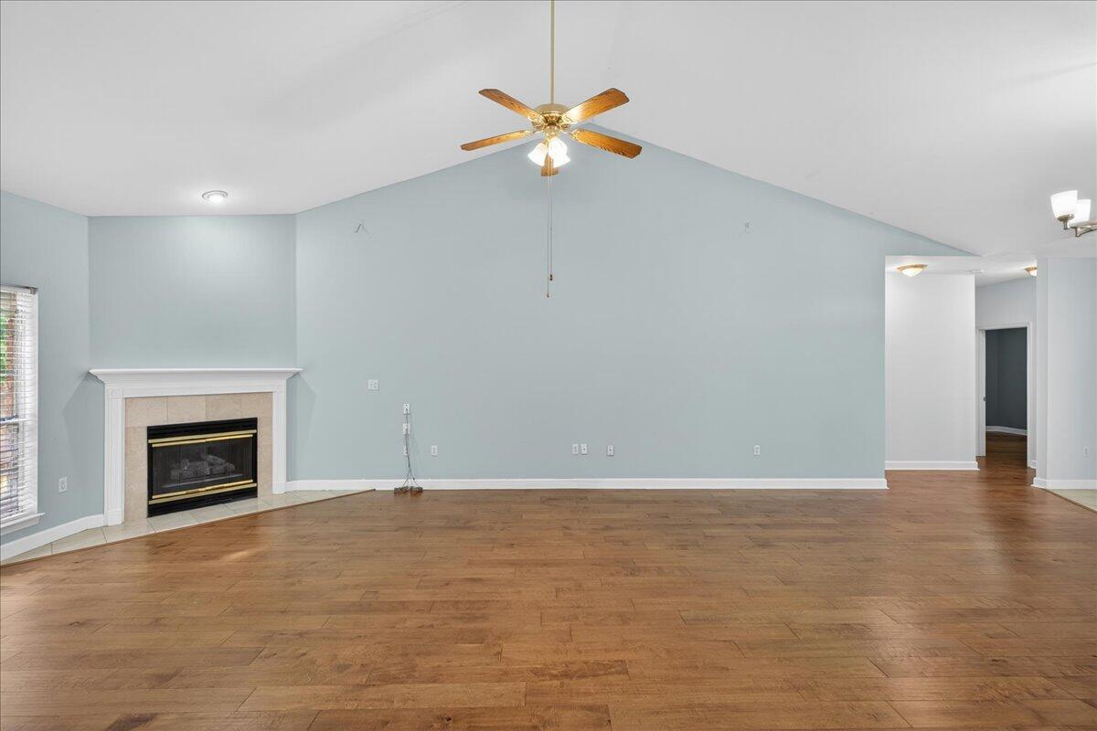 INDIAN WOODS - Residential