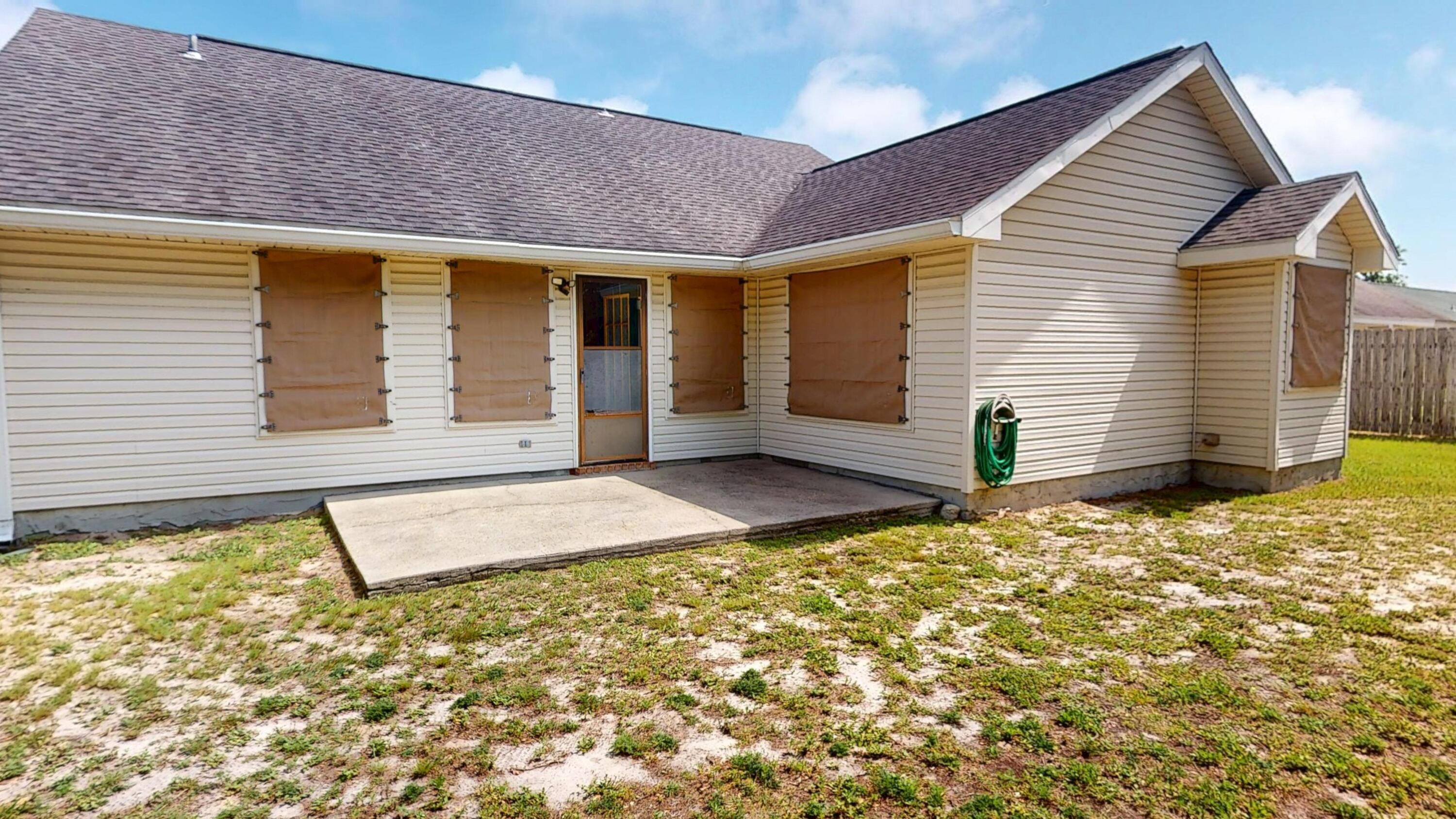LIVE OAK - Residential