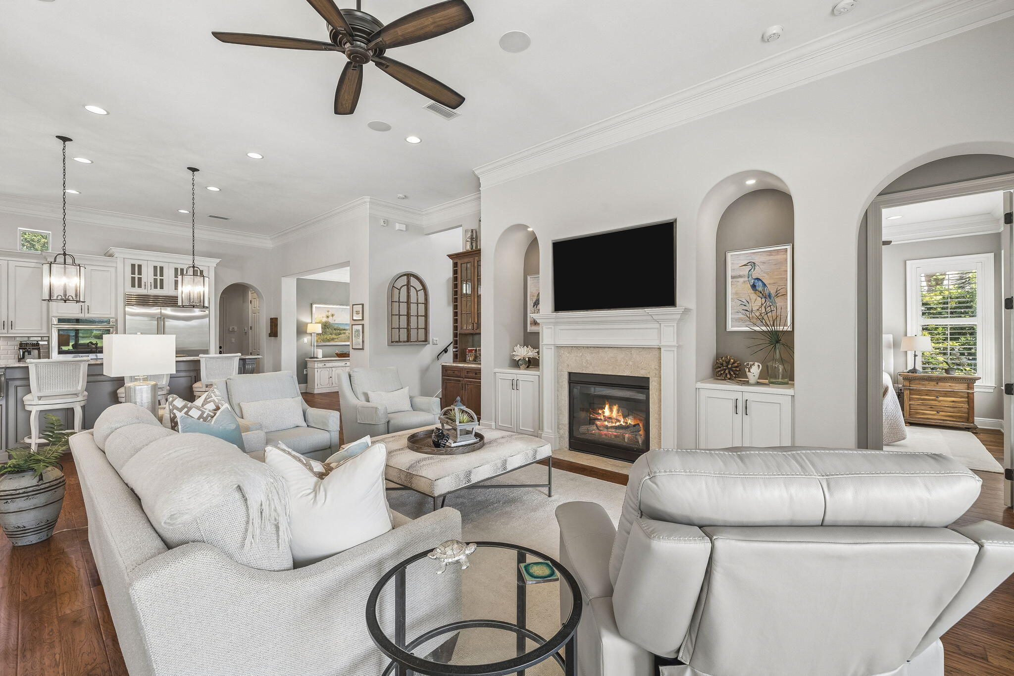 BURNT PINE - Residential