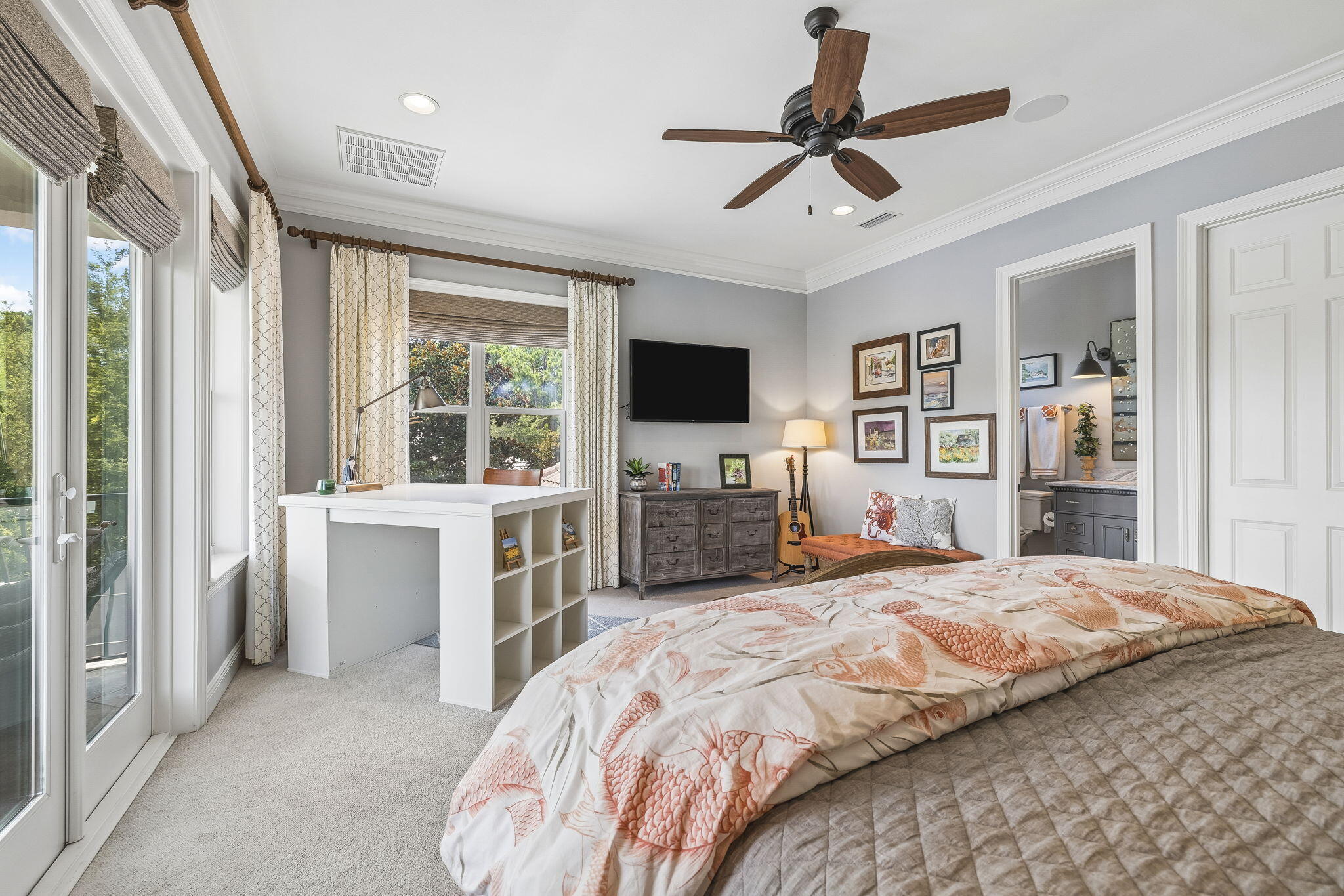 BURNT PINE - Residential