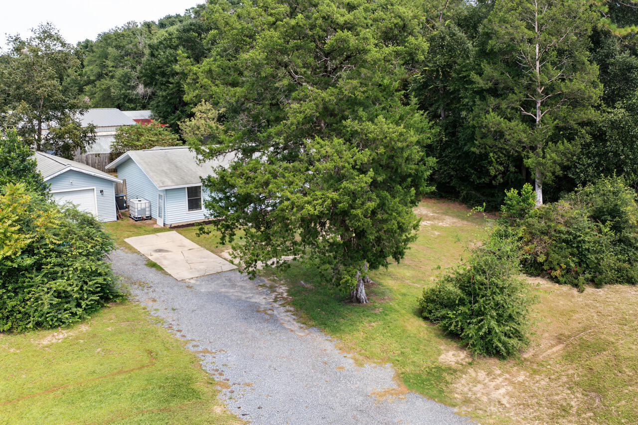 CRESTVIEW SUBURB (231000.00) - Residential