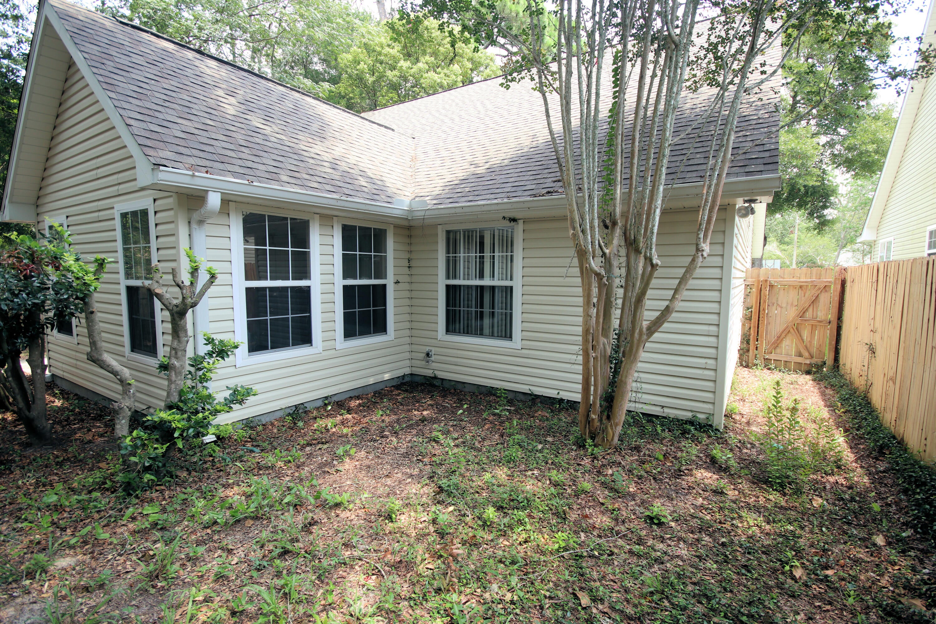 GLENWOOD CRT - Residential