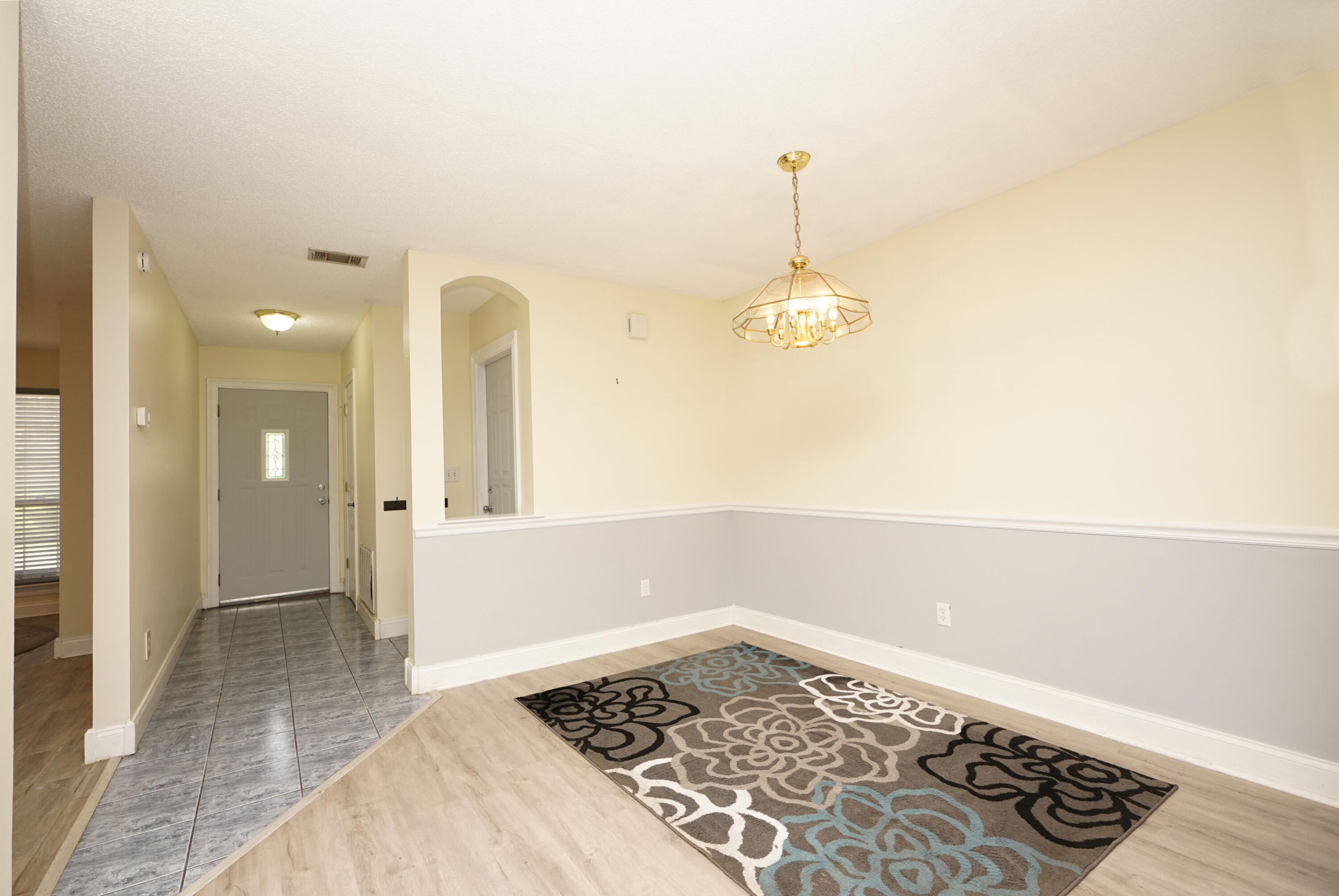 GLENWOOD CRT - Residential