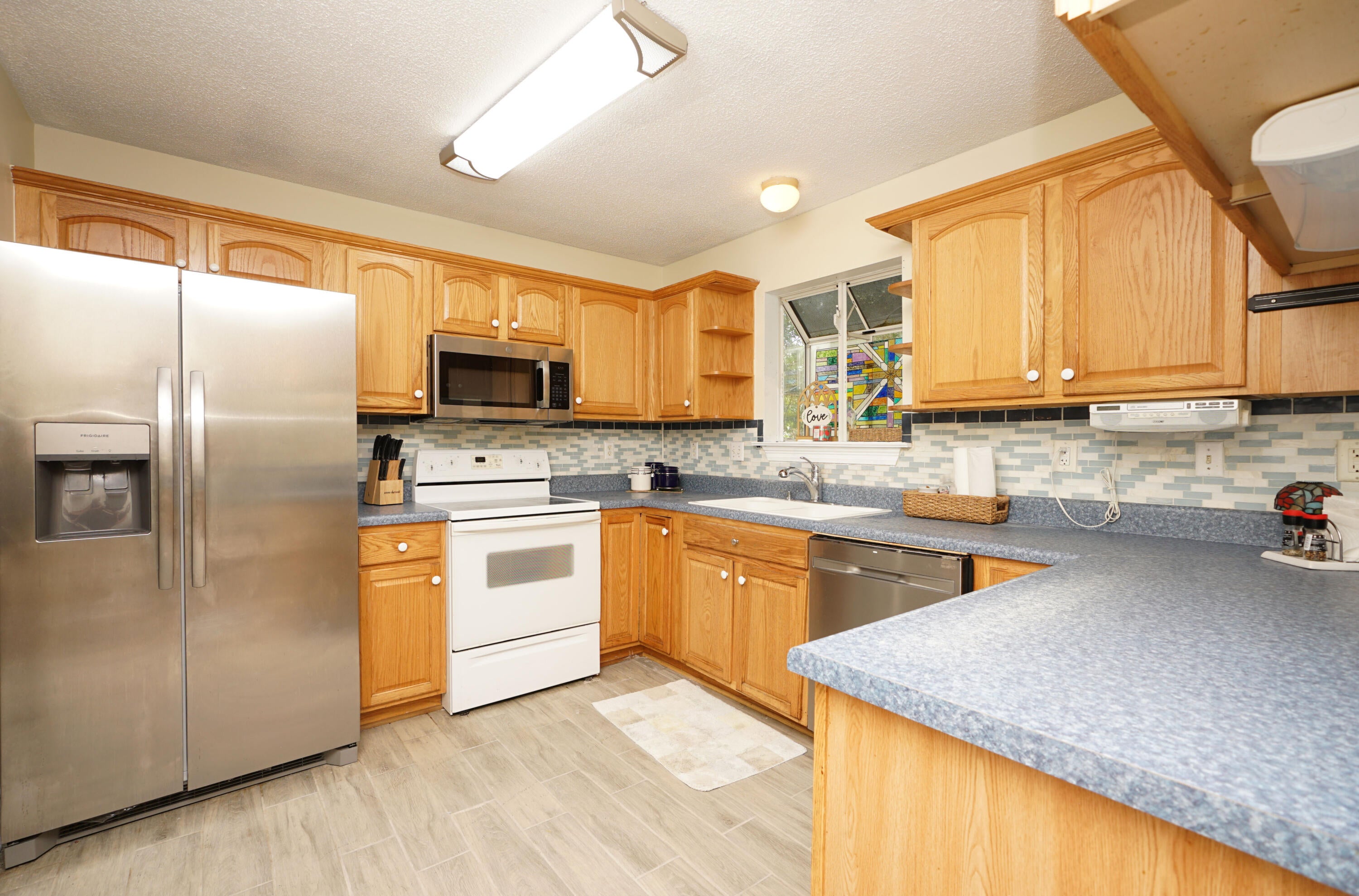 GLENWOOD CRT - Residential