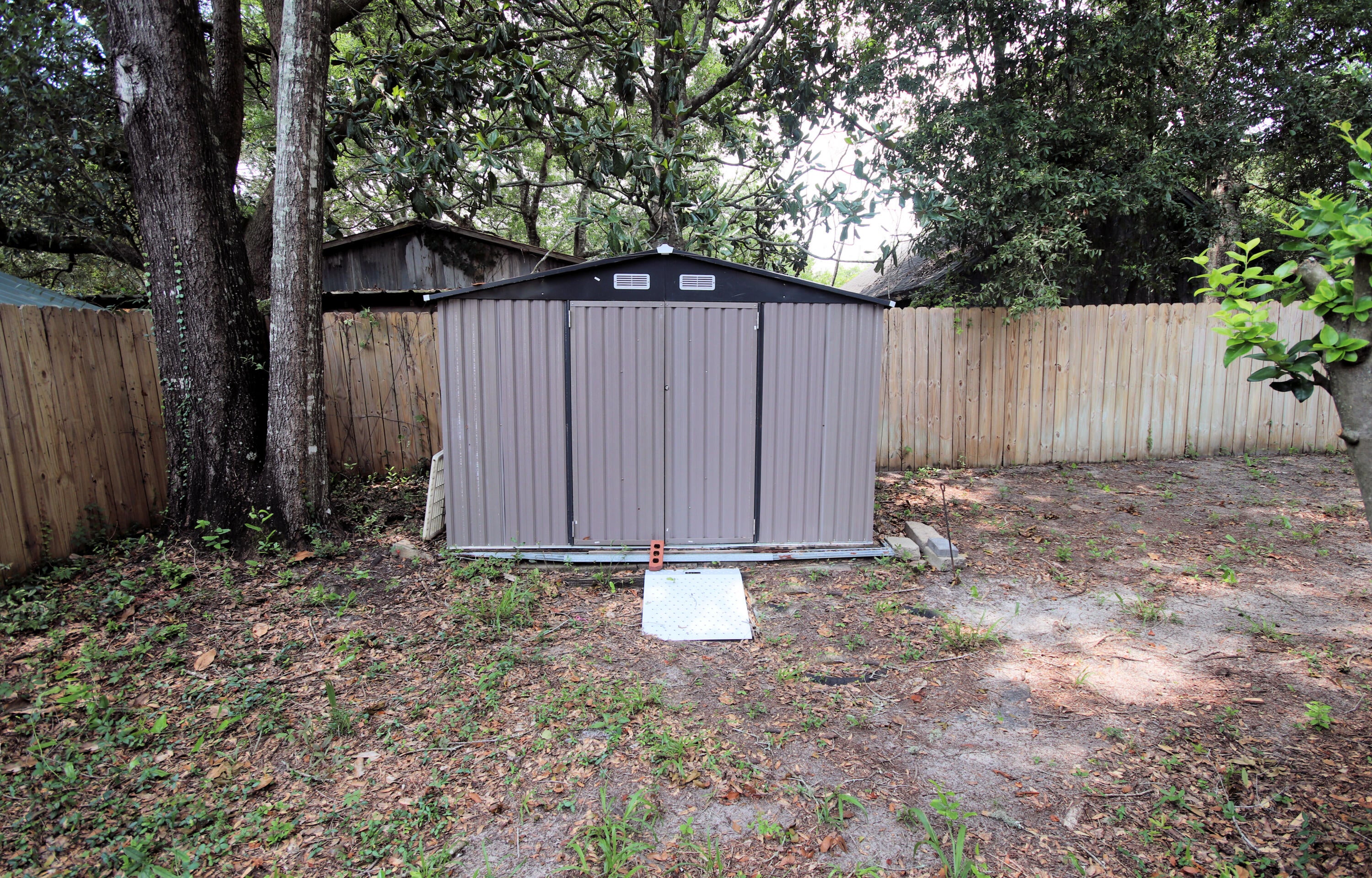 GLENWOOD CRT - Residential