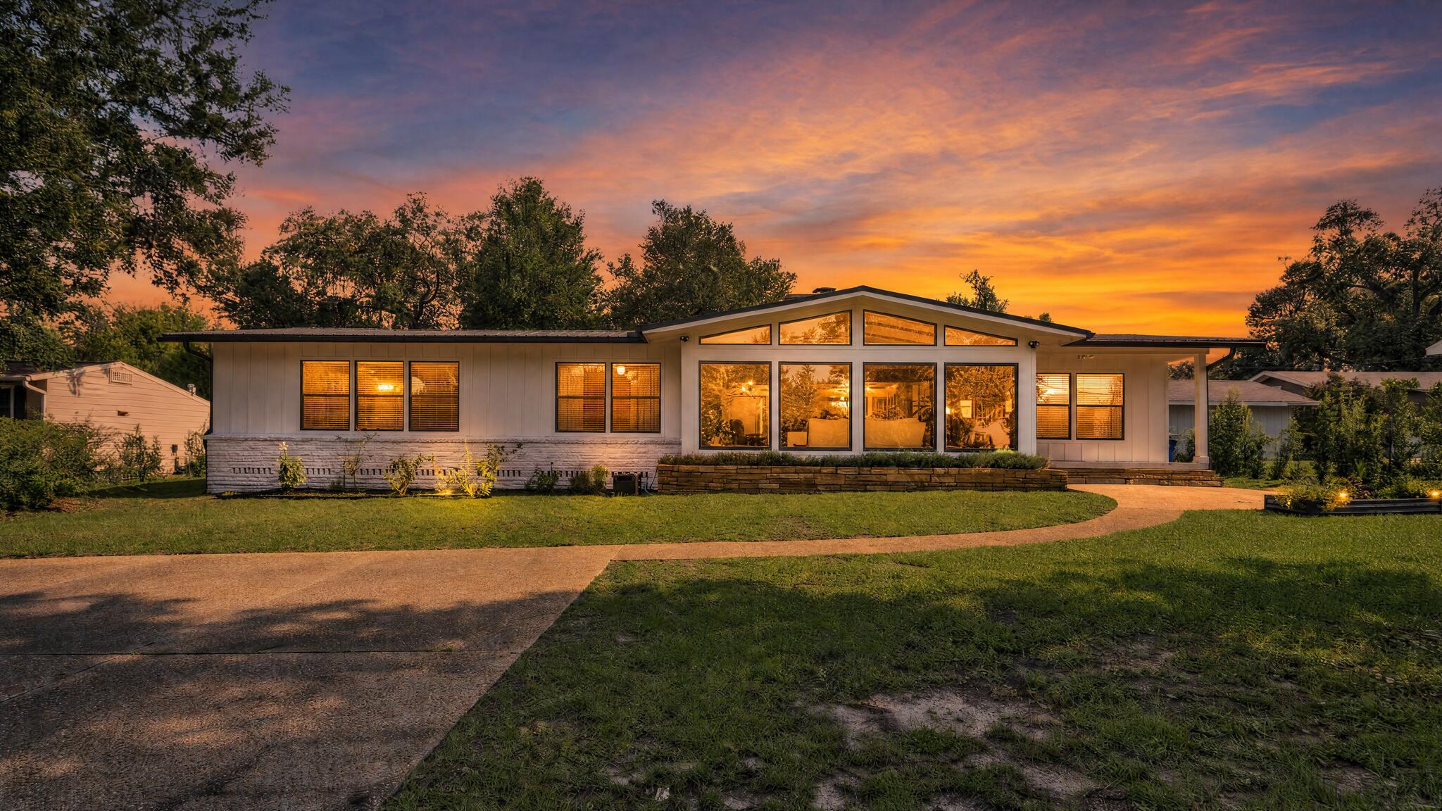 COVE TERRACE - Residential