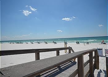 DESTIN WEST GULFSIDE VILLAS - Residential
